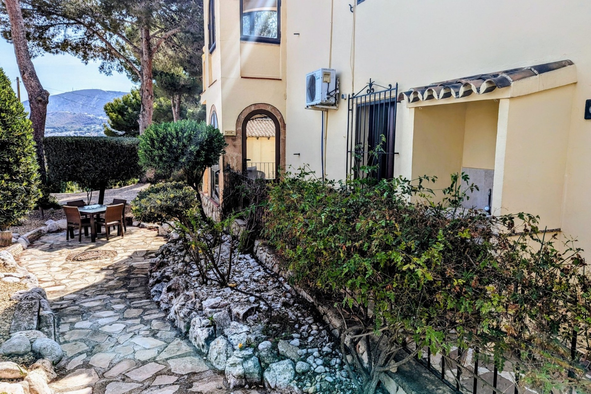 Sale - Apartment -
Moraira - La Sabatera