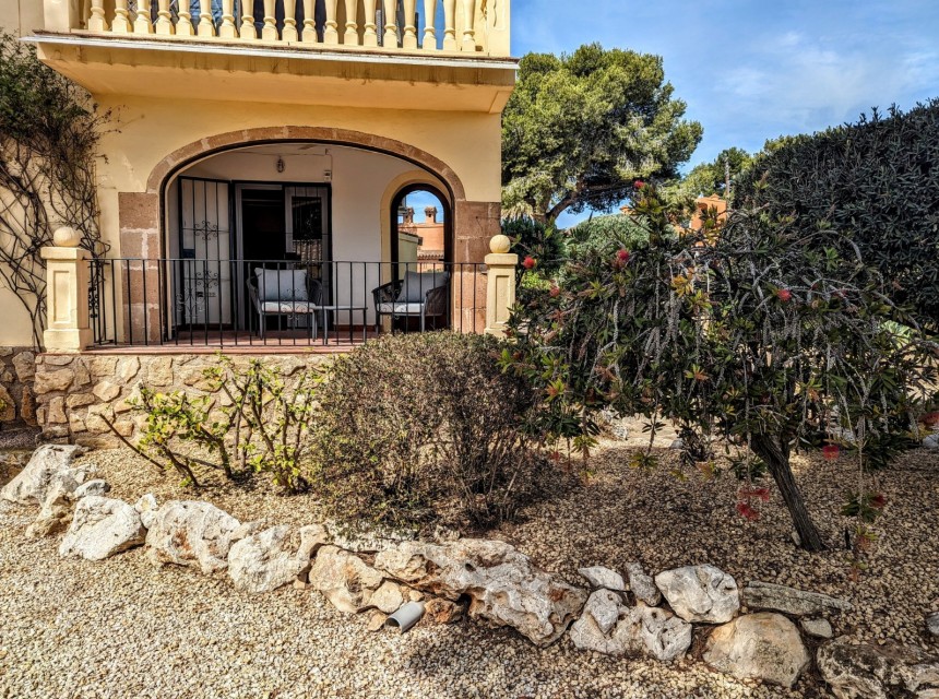 Sale - Apartment -
Moraira - La Sabatera