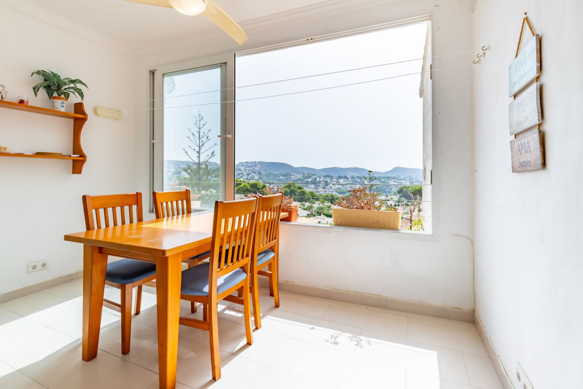 Sale - Apartment -
Moraira - La Sabatera