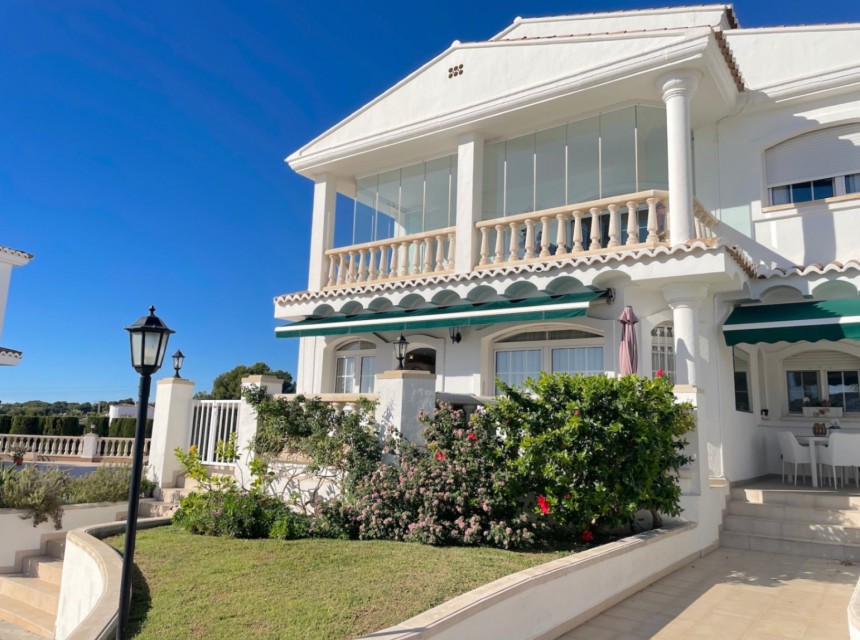 Sale - Apartment -
Moraira - La Sabatera