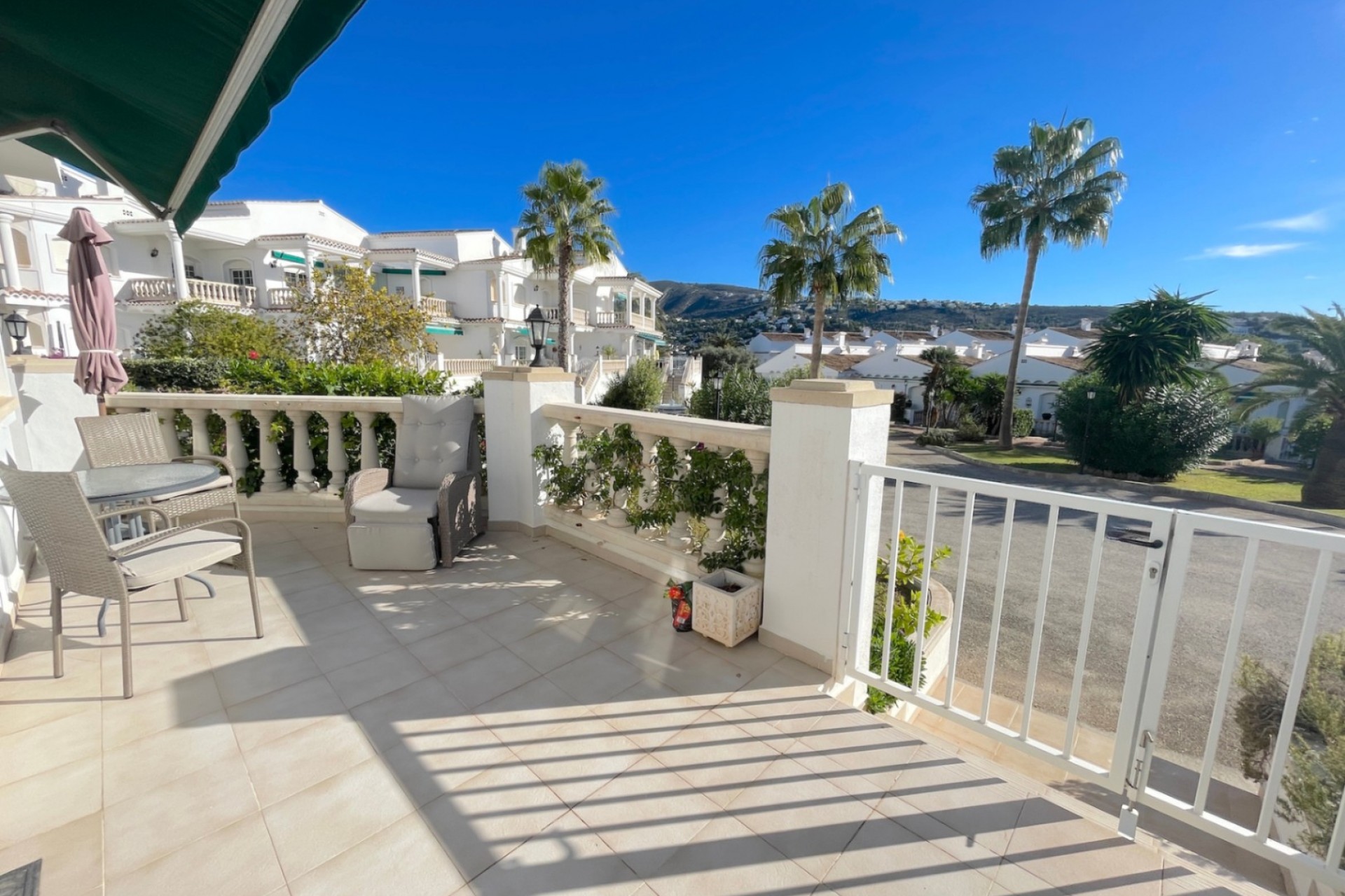 Sale - Apartment -
Moraira - La Sabatera