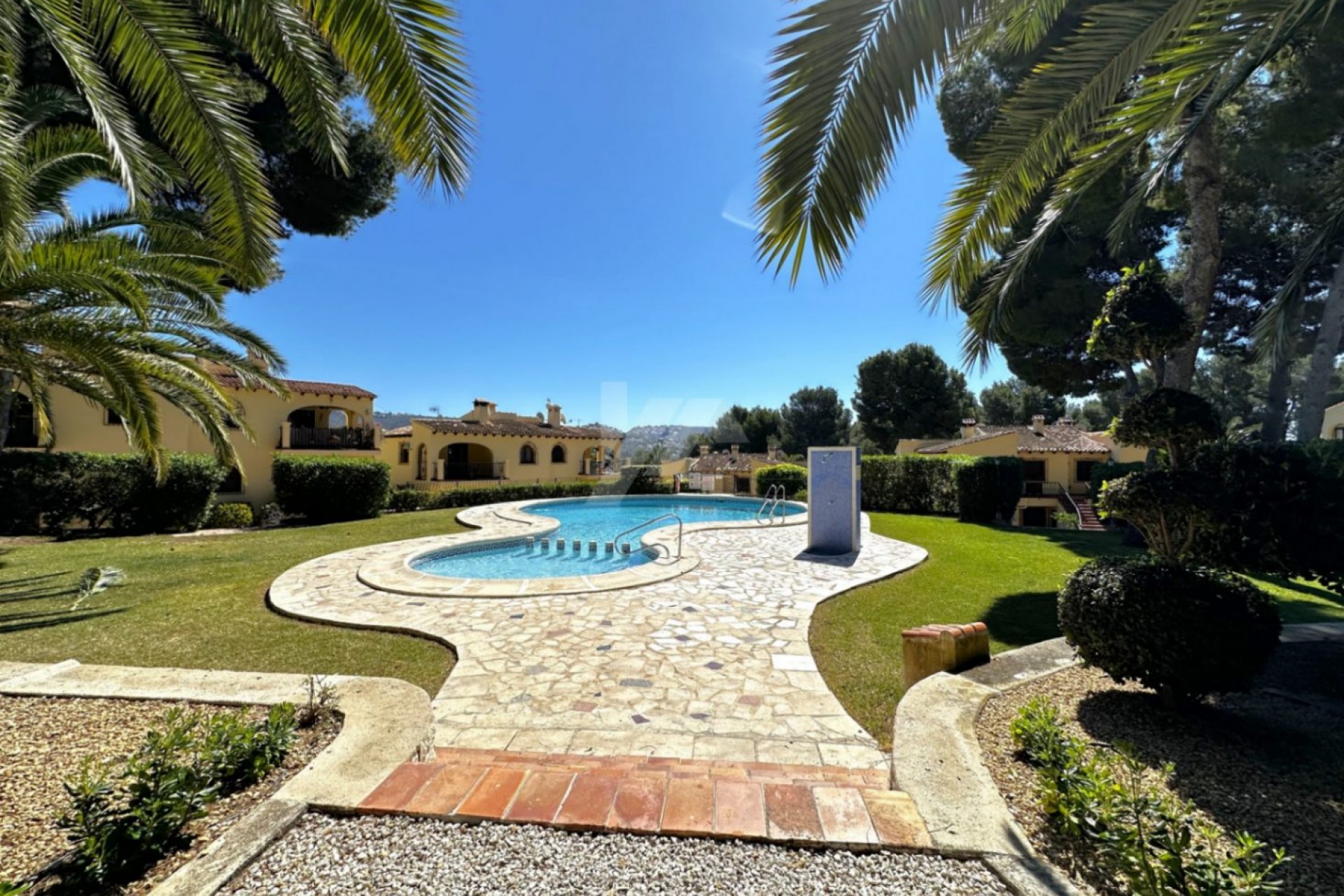 Sale - Apartment -
Moraira - La Sabatera