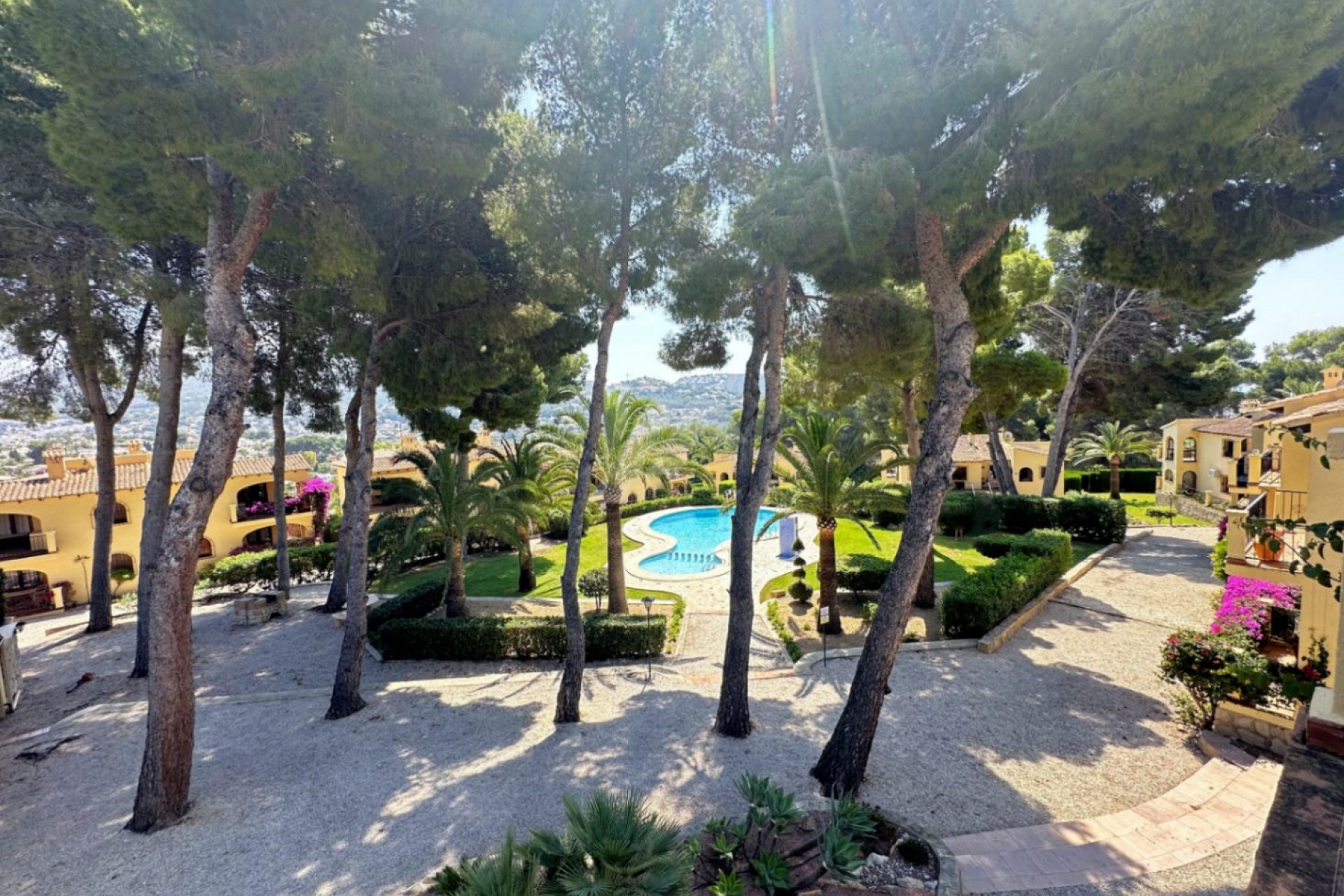 Sale - Apartment -
Moraira - La Sabatera