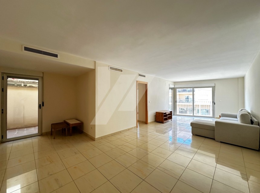 Sale - Apartment -
Teulada - Casco Urbano