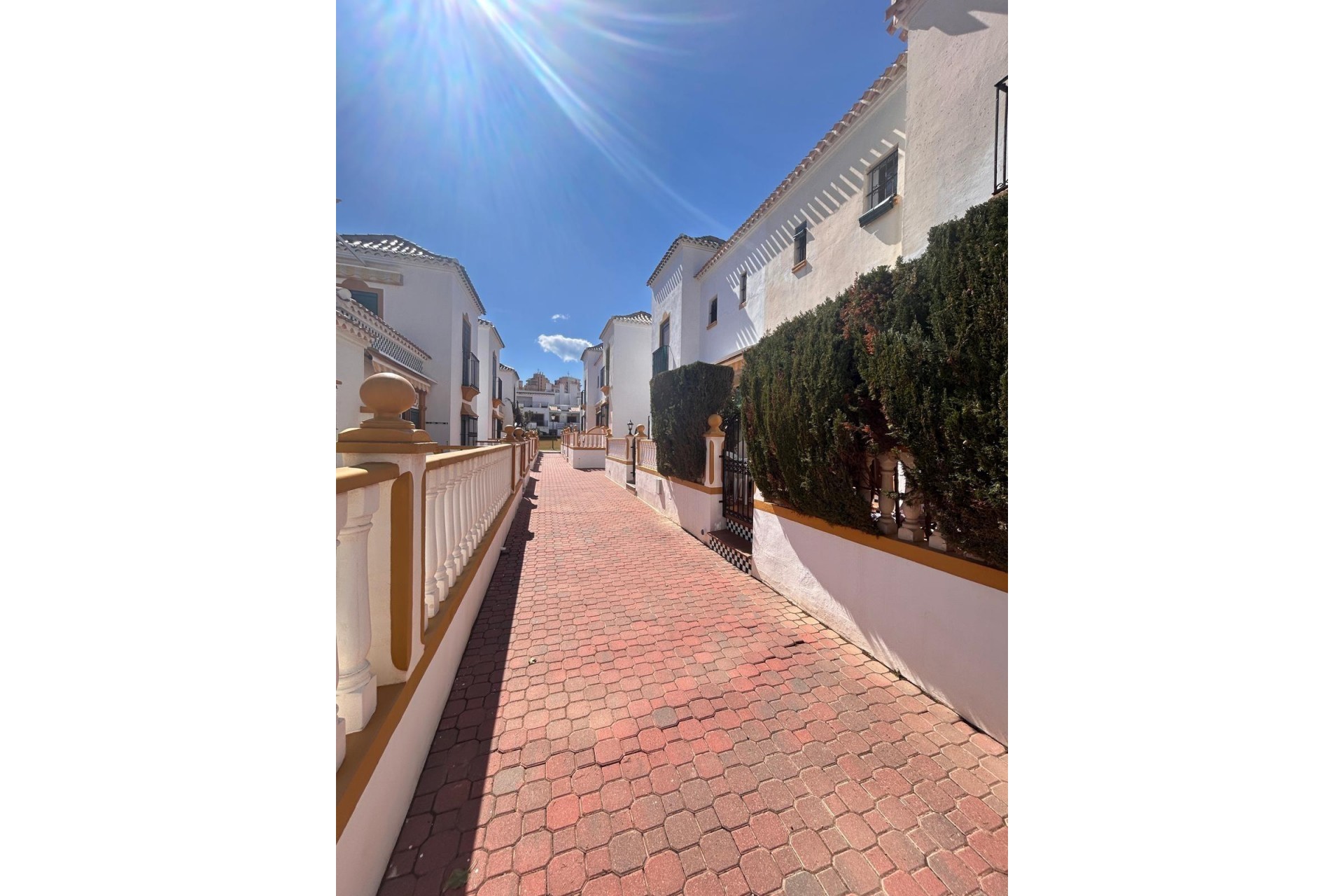 Sale - Bungalow Planta Baja -
Torrevieja - Torre la mata