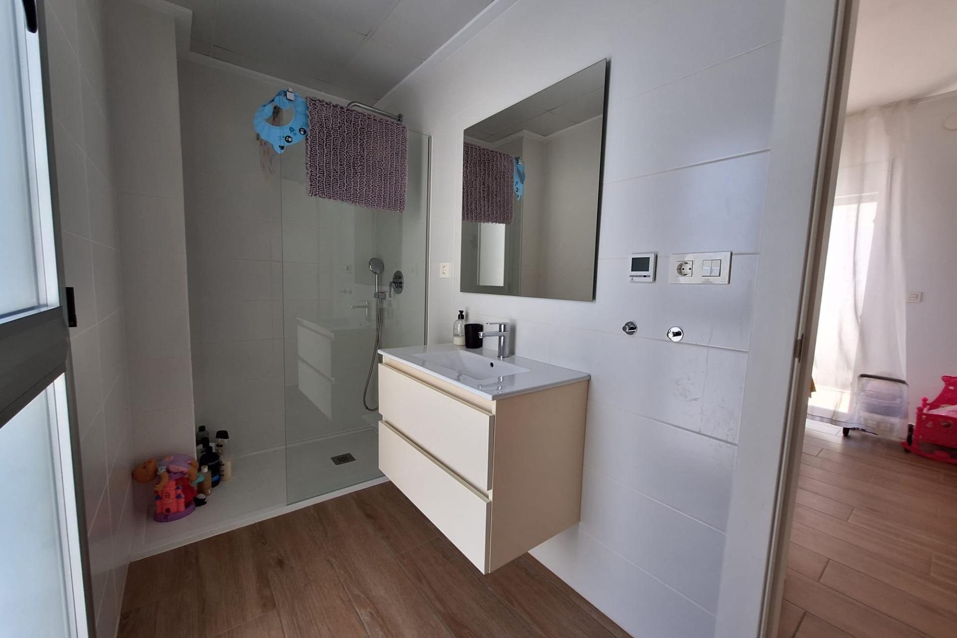 Sale - Chalet -
Torrevieja - Los Frutales