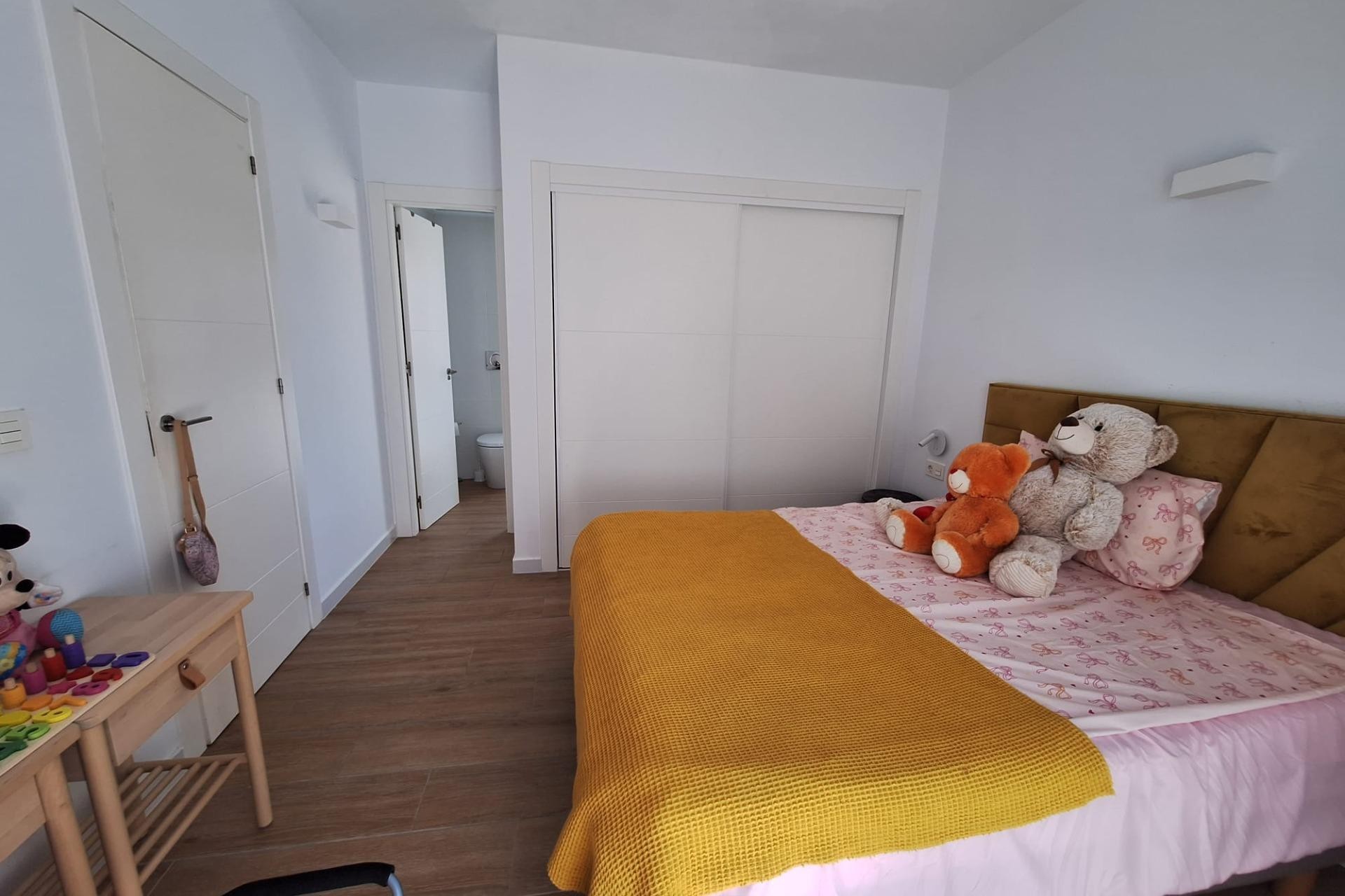 Sale - Chalet -
Torrevieja - Los Frutales