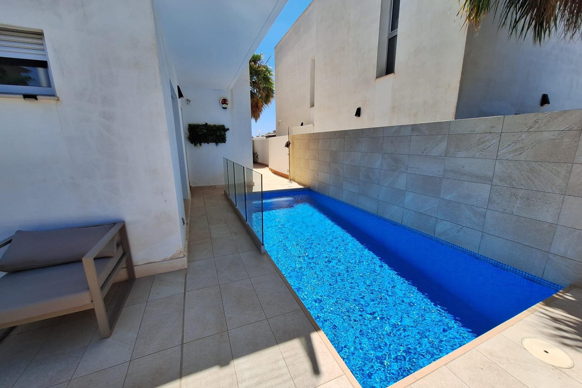 Sale - Chalet -
Torrevieja - Los Frutales