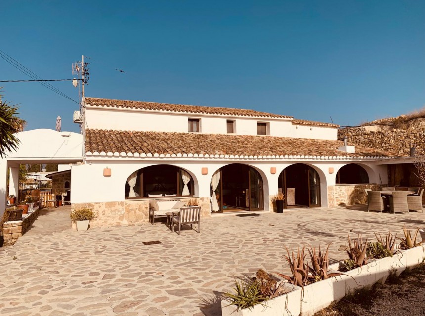 Sale - Finca / Country Property -
Benissa