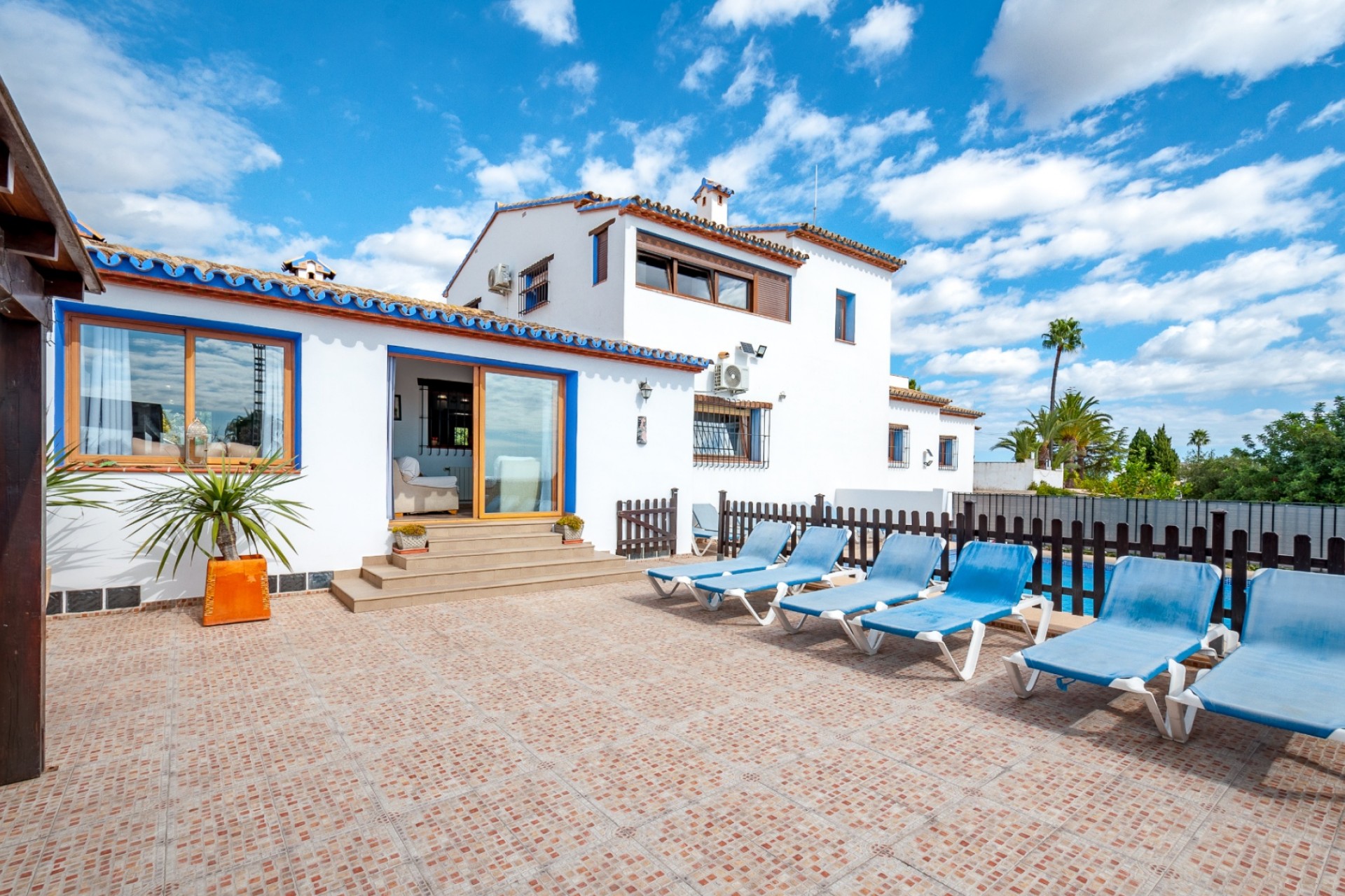 Sale - Finca / Country Property -
Benissa