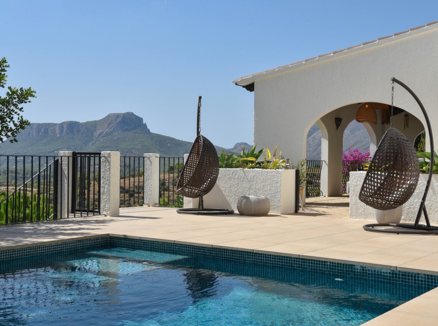 Sale - Finca / Country Property -
Benissa