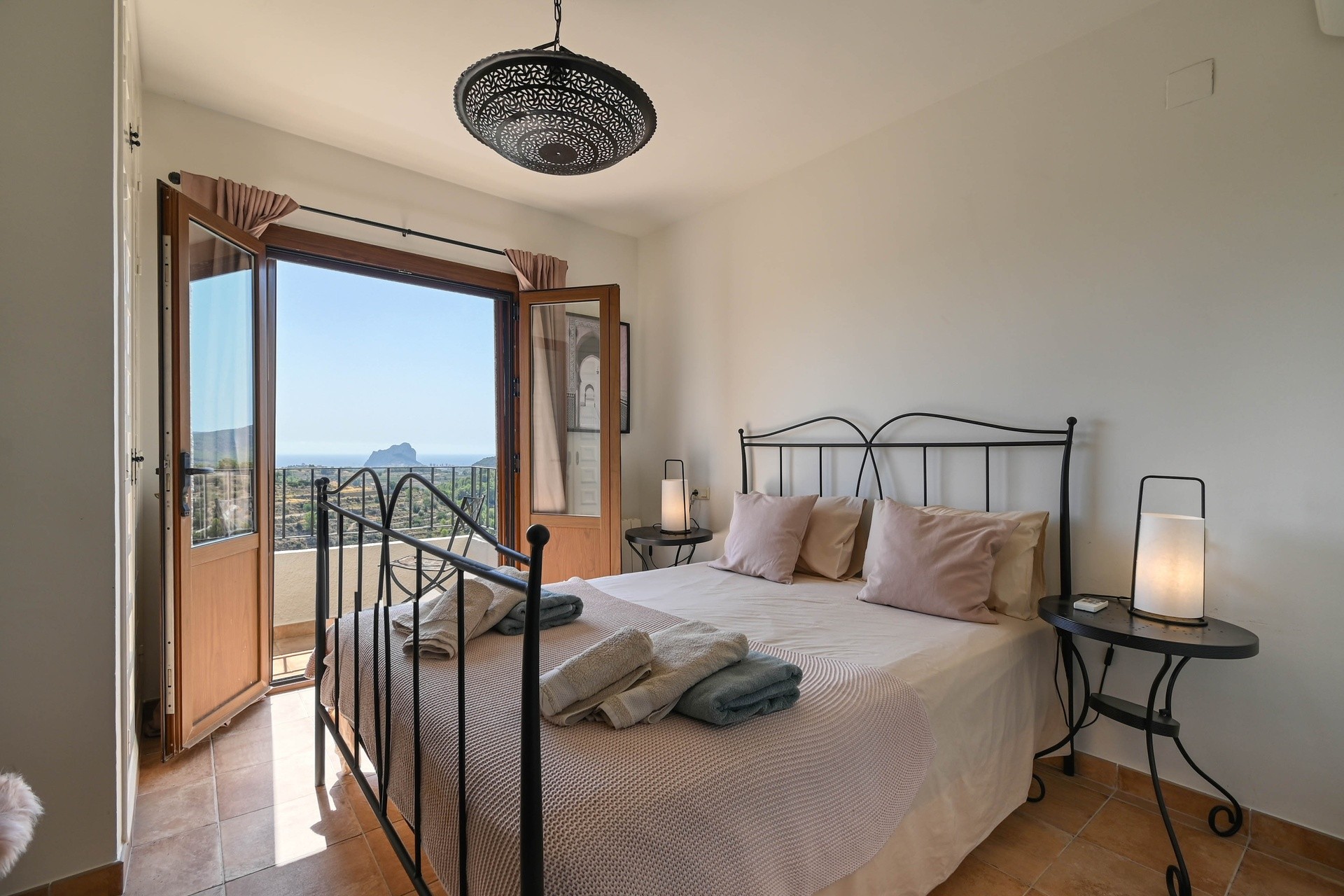 Sale - Finca / Country Property -
Benissa