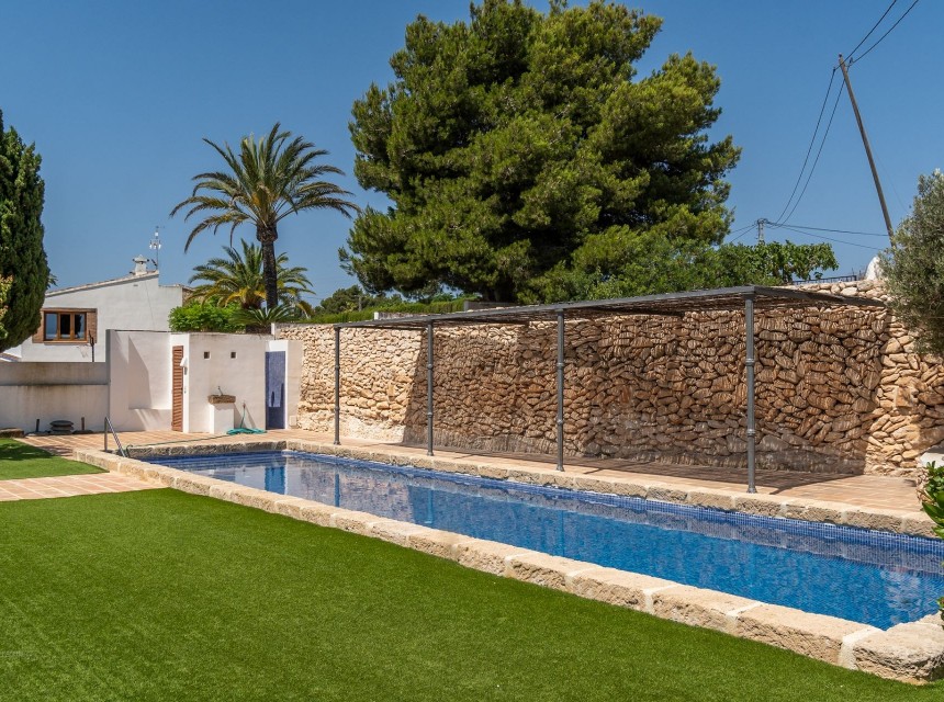 Sale - Finca / Country Property -
Benissa