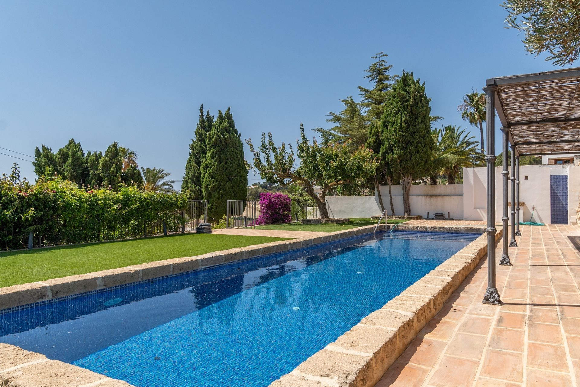 Sale - Finca / Country Property -
Benissa