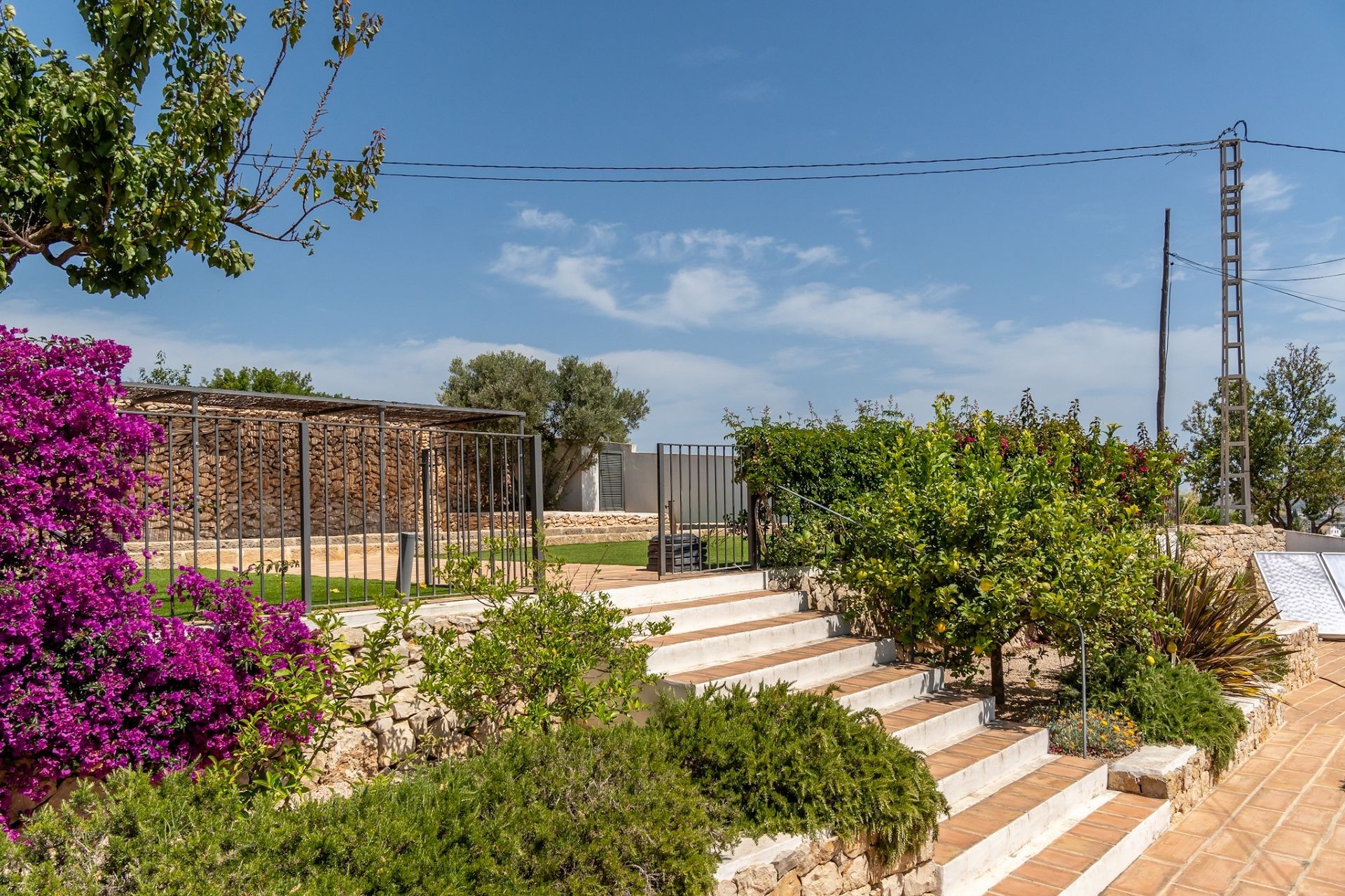 Sale - Finca / Country Property -
Benissa
