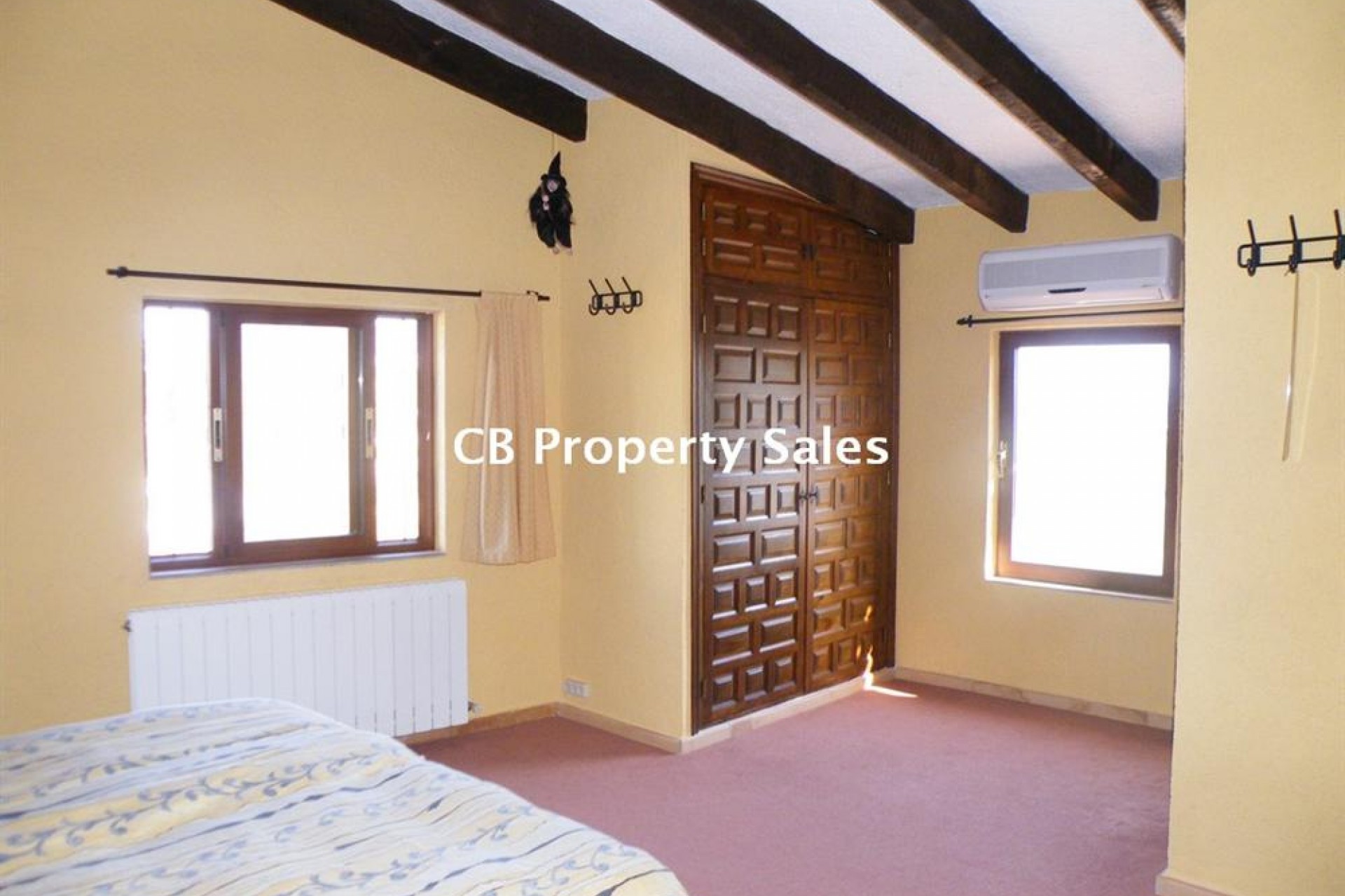 Sale - Finca / Country Property -
Benitachell