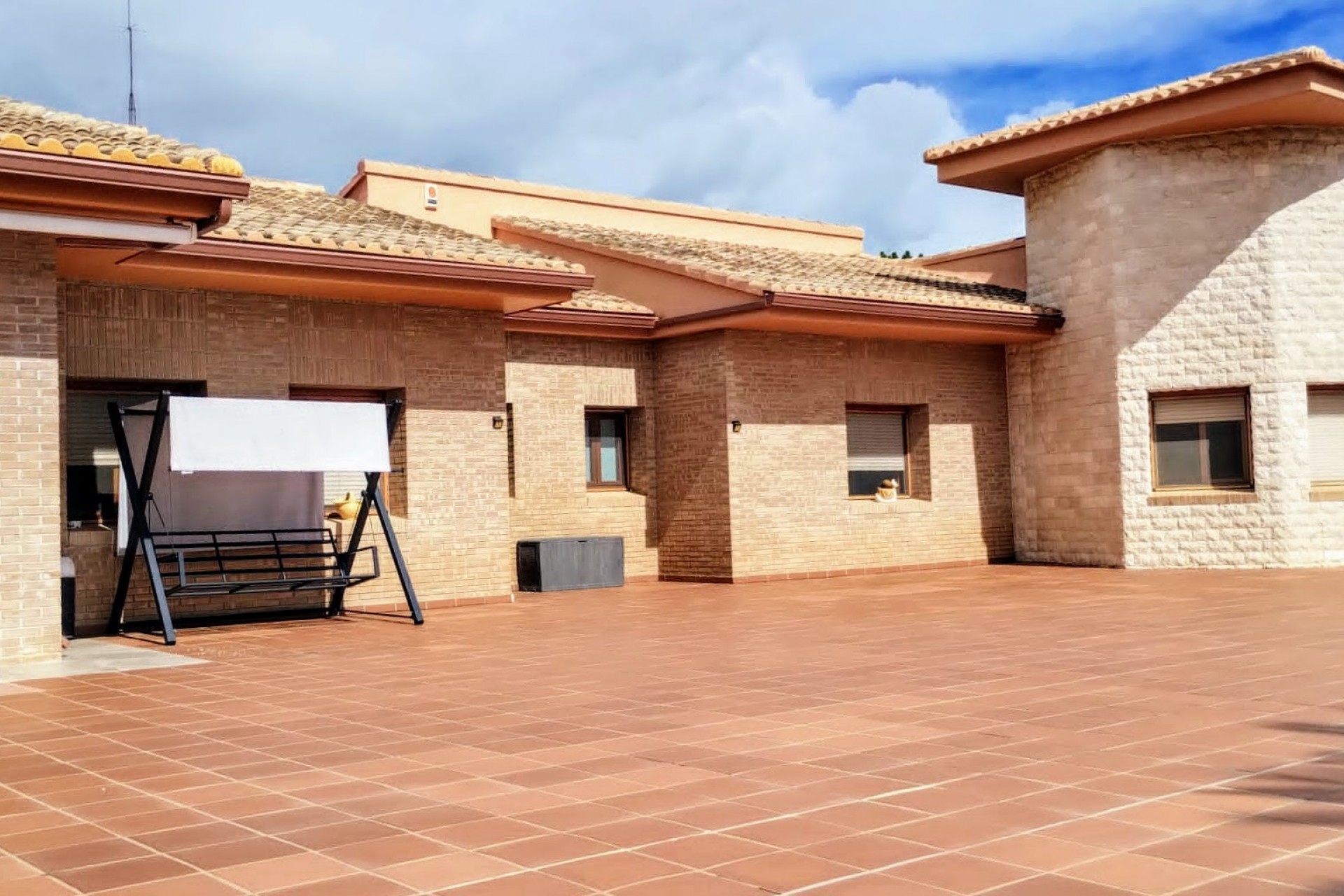 Sale - Finca / Country Property -
Calpe