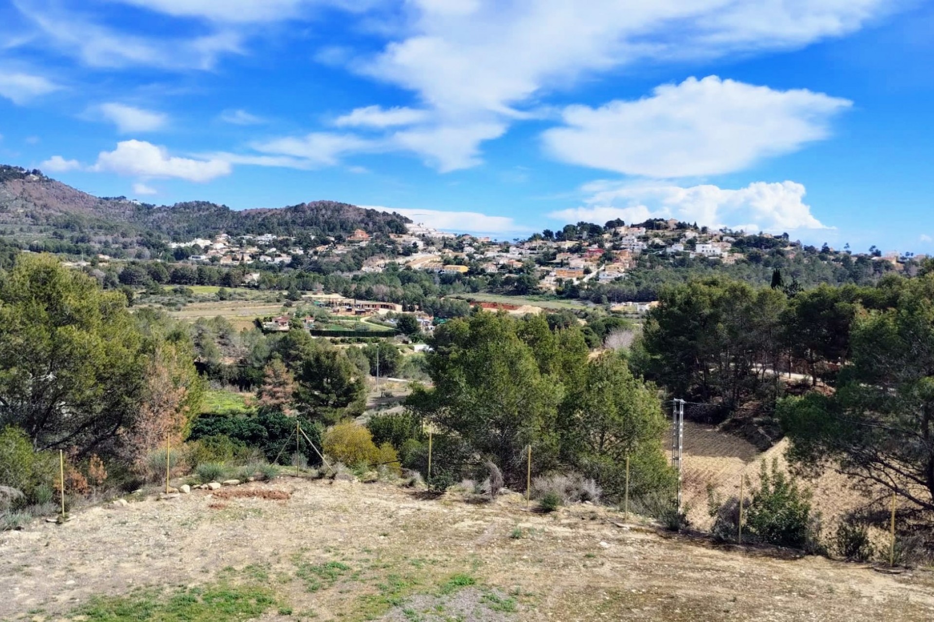 Sale - Finca / Country Property -
Calpe