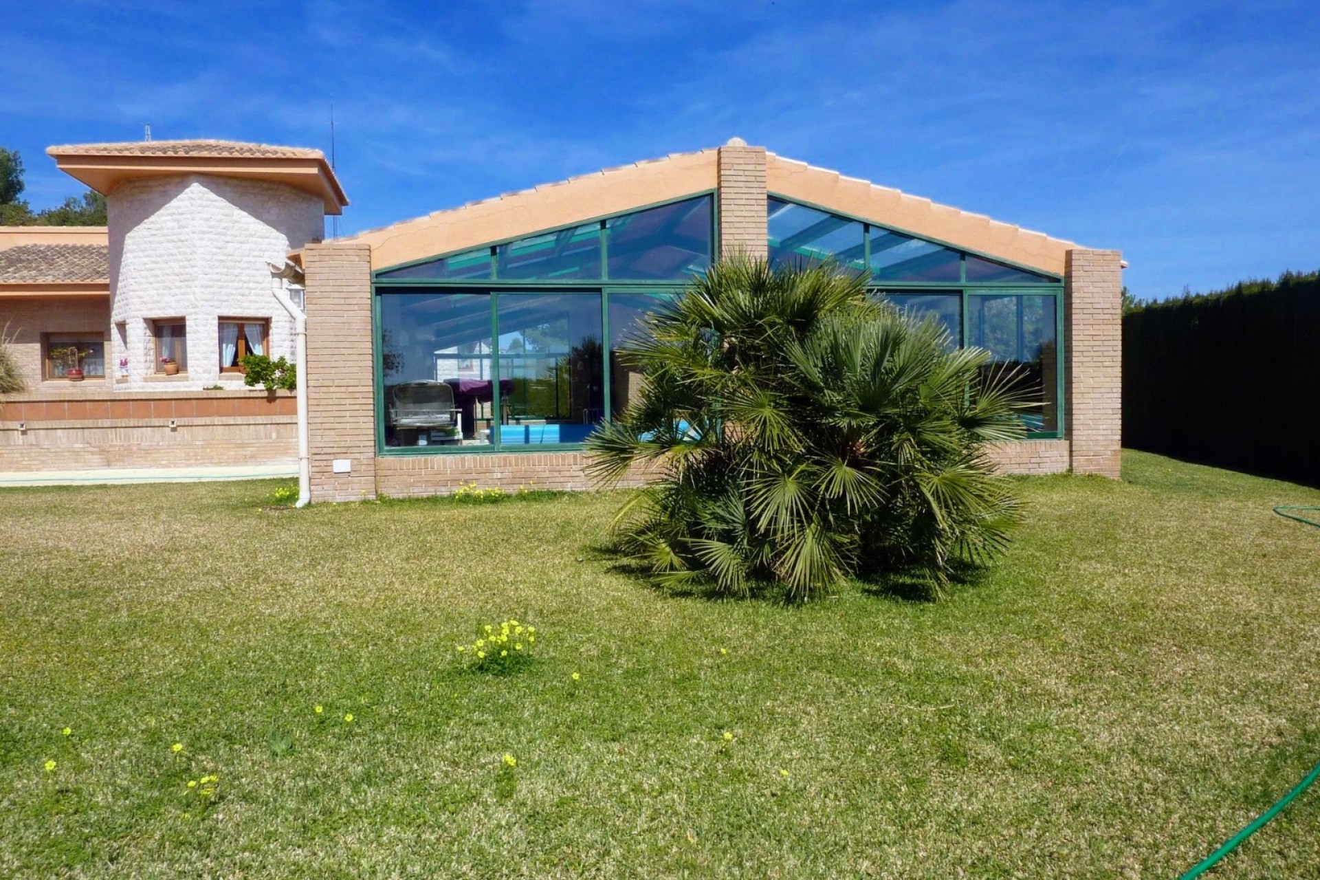 Sale - Finca / Country Property -
Calpe