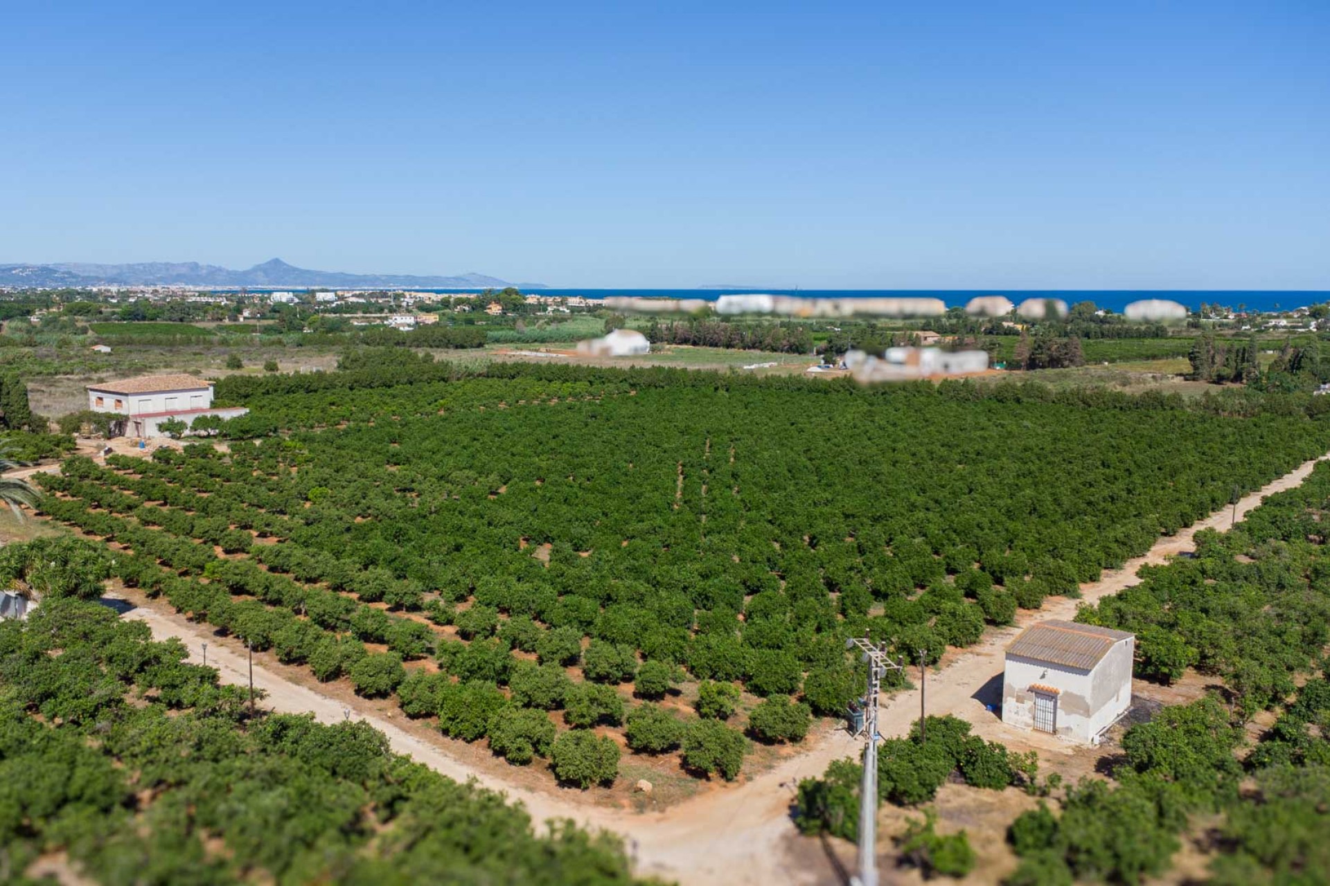 Sale - Finca / Country Property -
Denia
