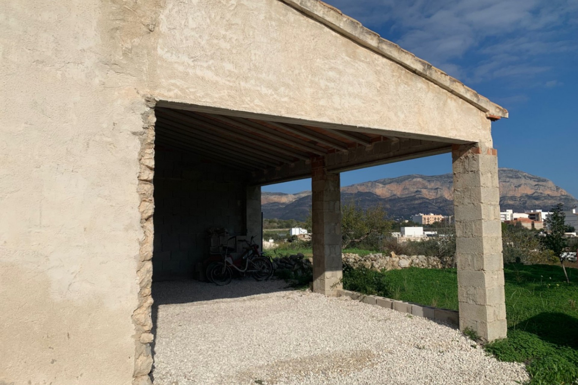 Sale - Finca / Country Property -
Gata de Gorgos