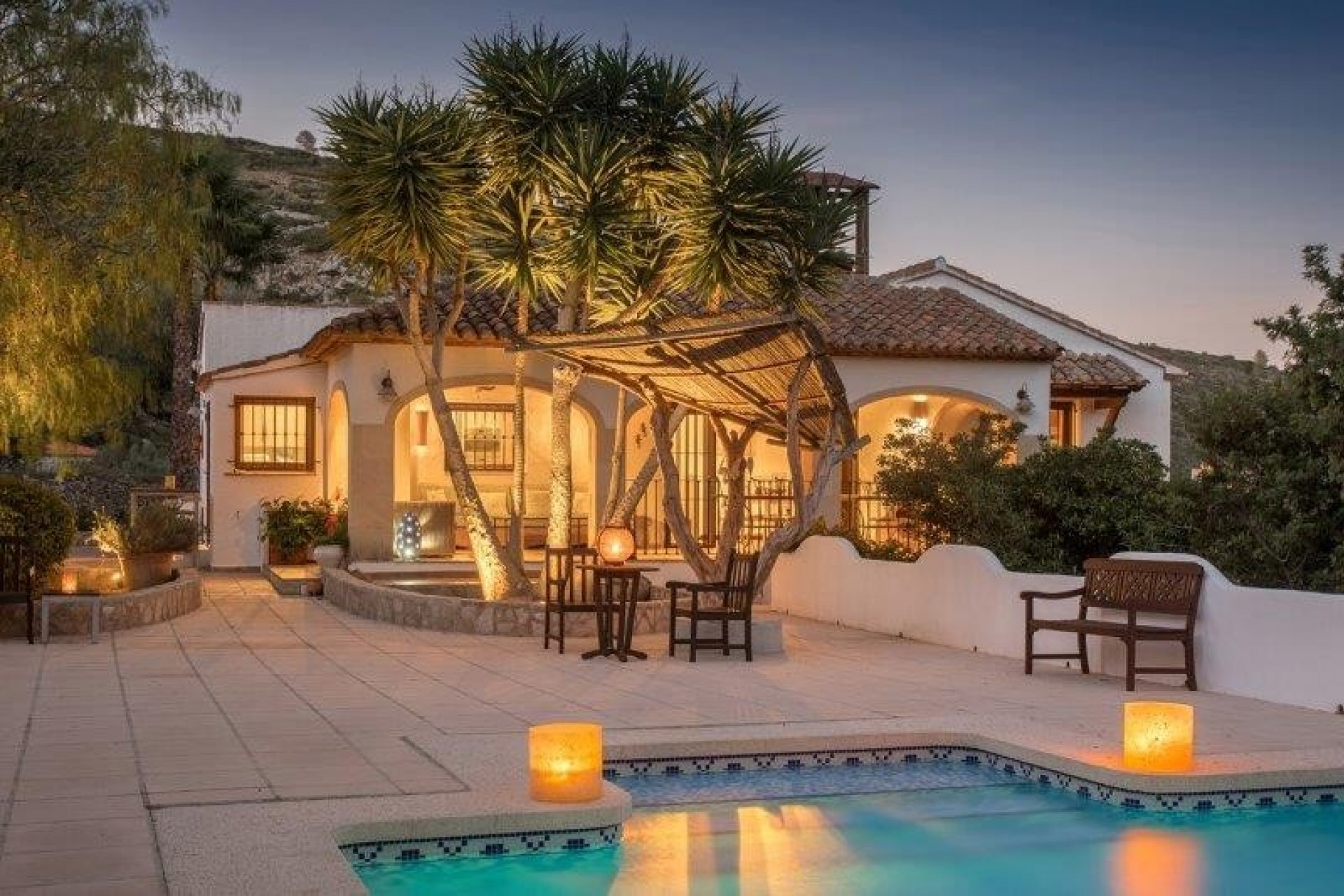 Sale - Finca / Country Property -
La Llosa de Camacho