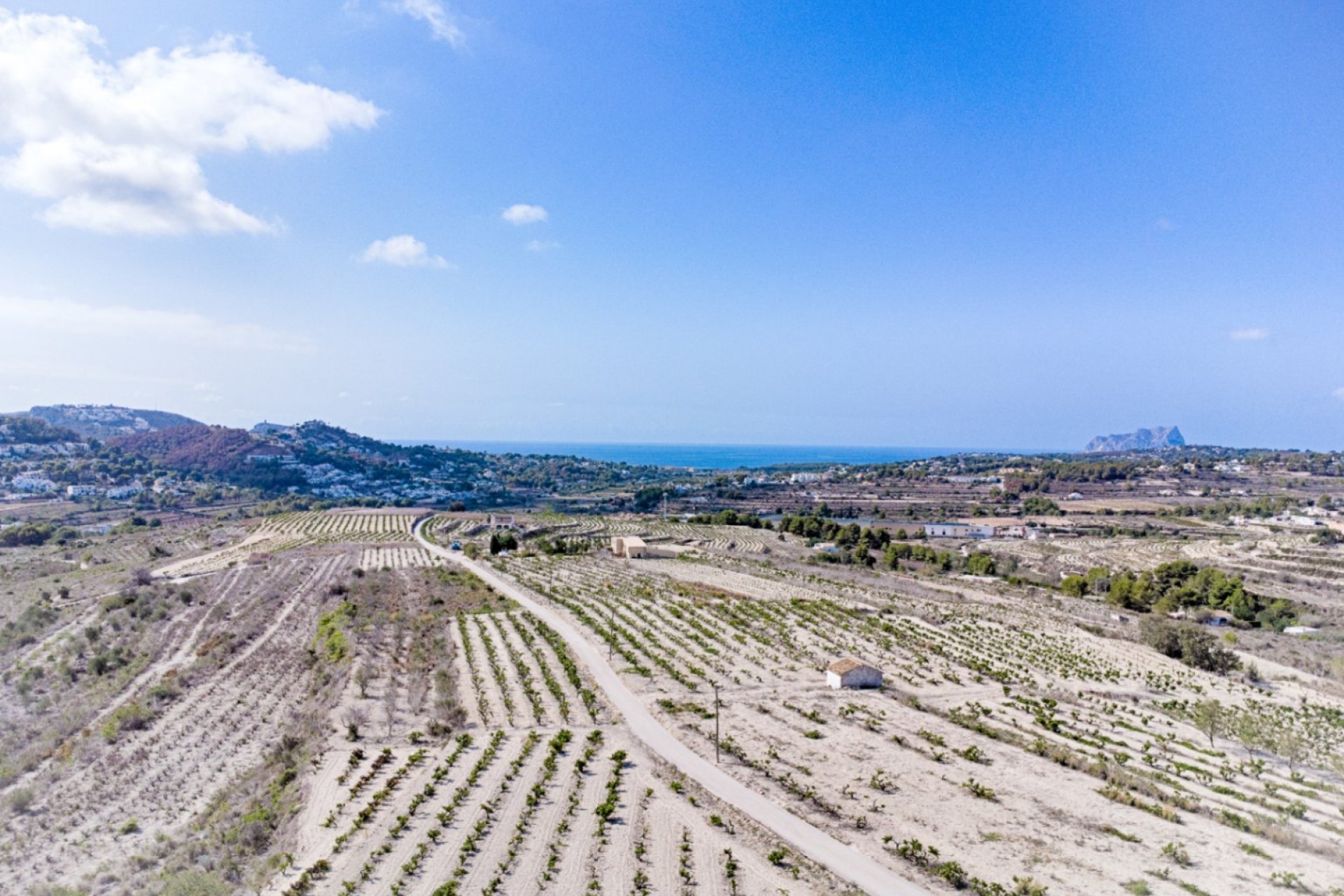 Sale - Finca / Country Property -
Moraira