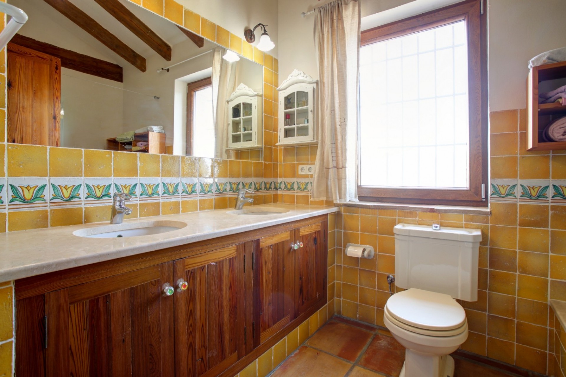 Sale - Finca / Country Property -
Moraira