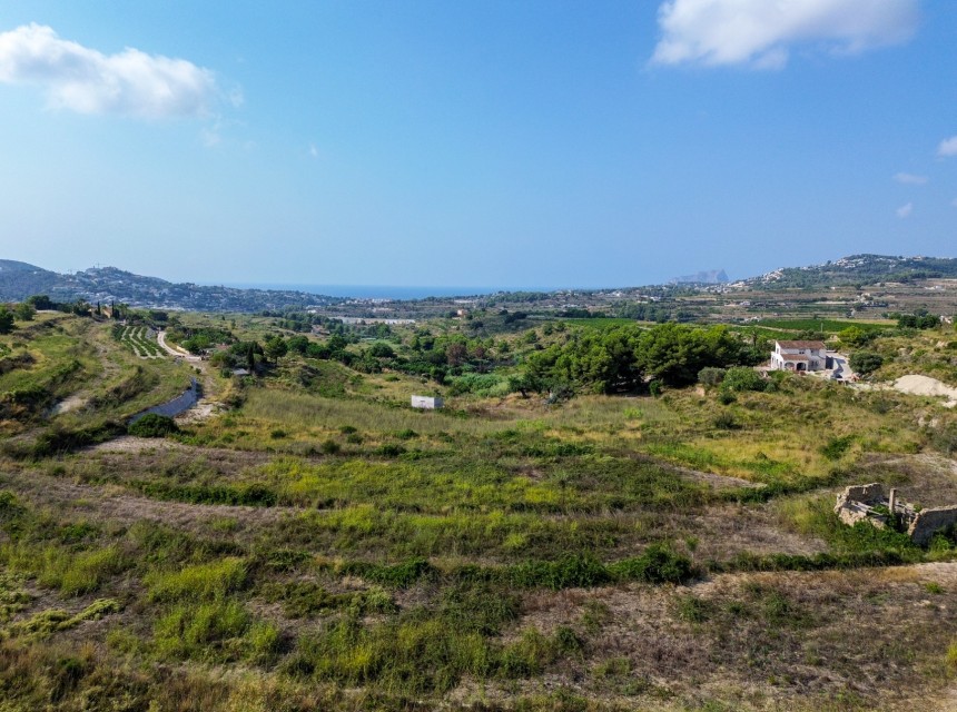 Sale - Finca / Country Property -
Moraira