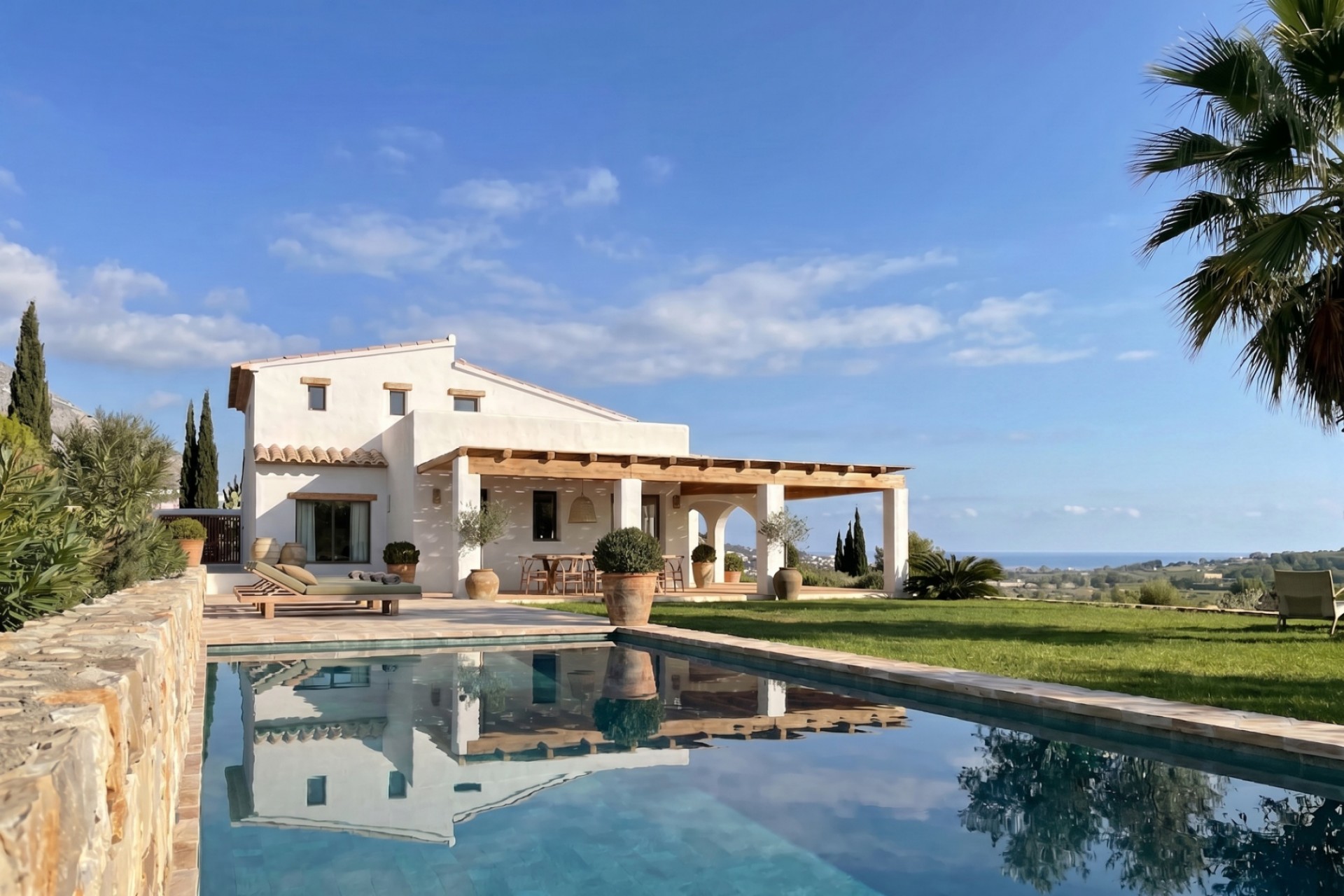 Sale - Finca / Country Property -
Moraira