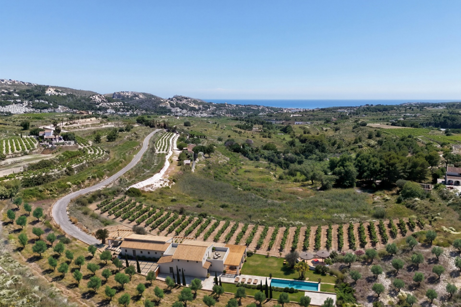 Sale - Finca / Country Property -
Moraira