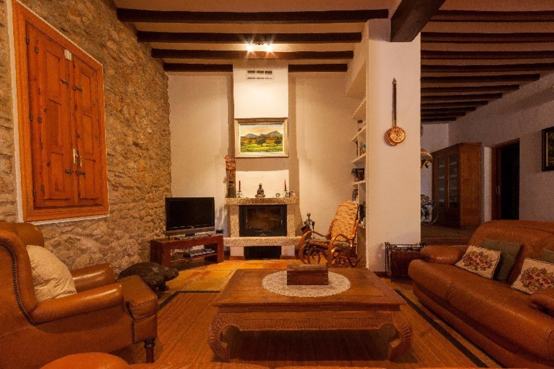 Sale - Finca / Country Property -
Rafol de Almunia