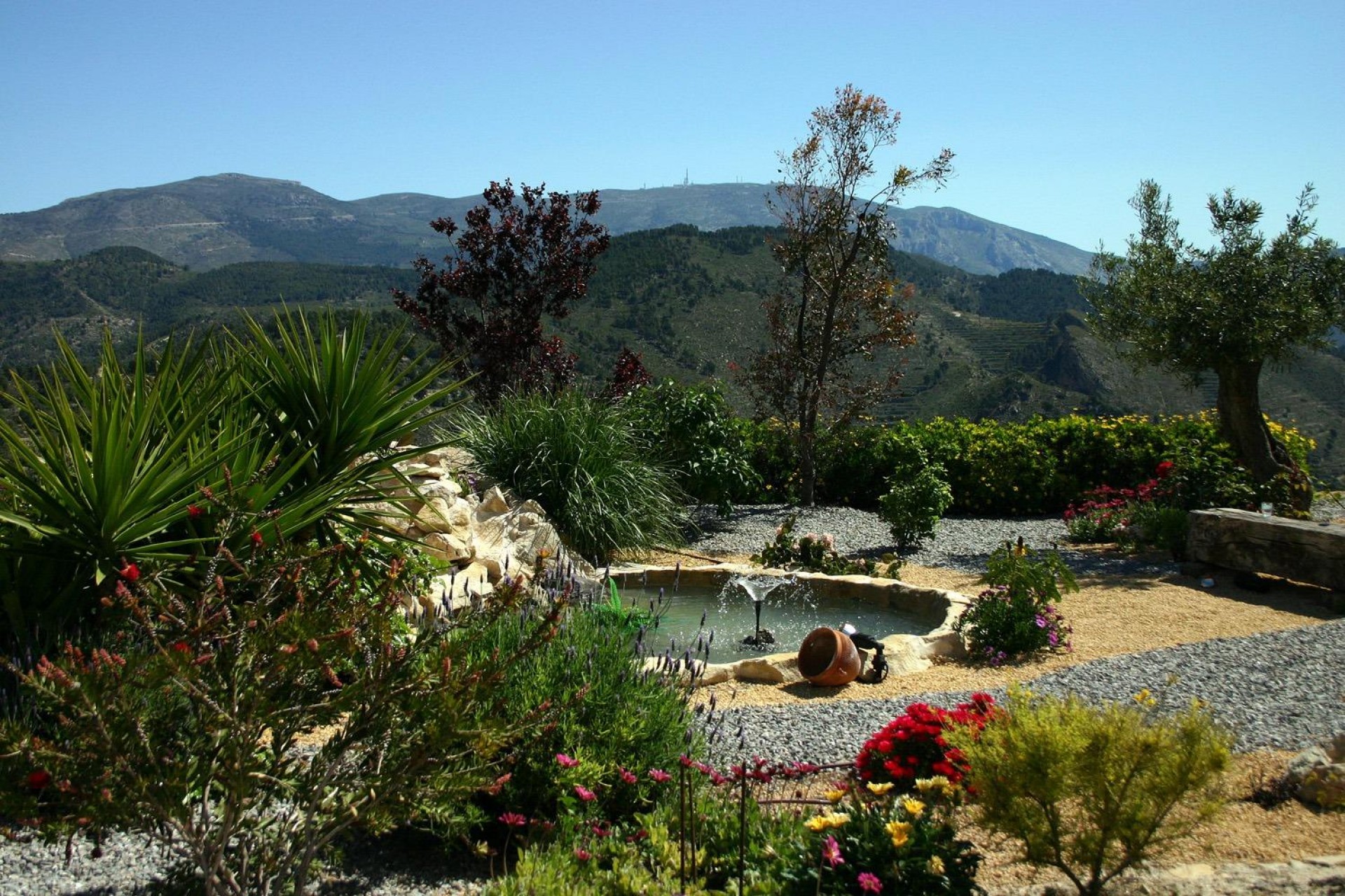 Sale - Finca / Country Property -
Relleu - Comunidad valenciana