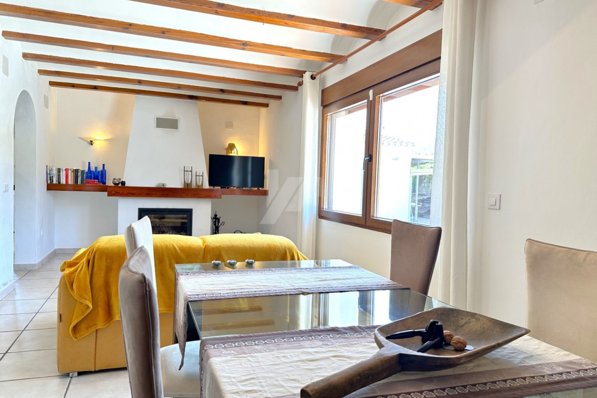 Sale - Finca / Country Property -
Teulada - Asmatar