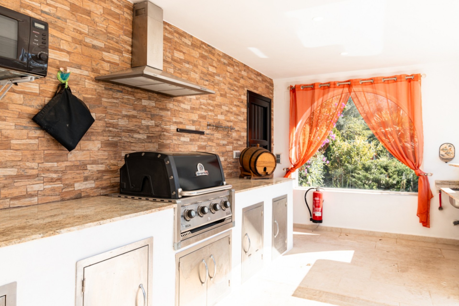 Sale - Finca / Country Property -
Teulada - Partida Canor