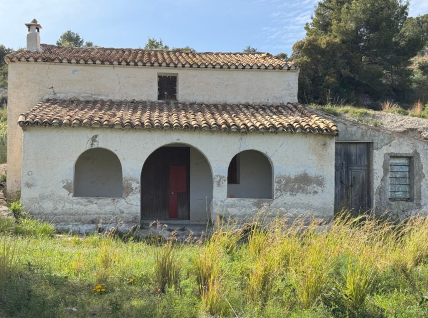 Sale - Finca / Country Property -
Teulada