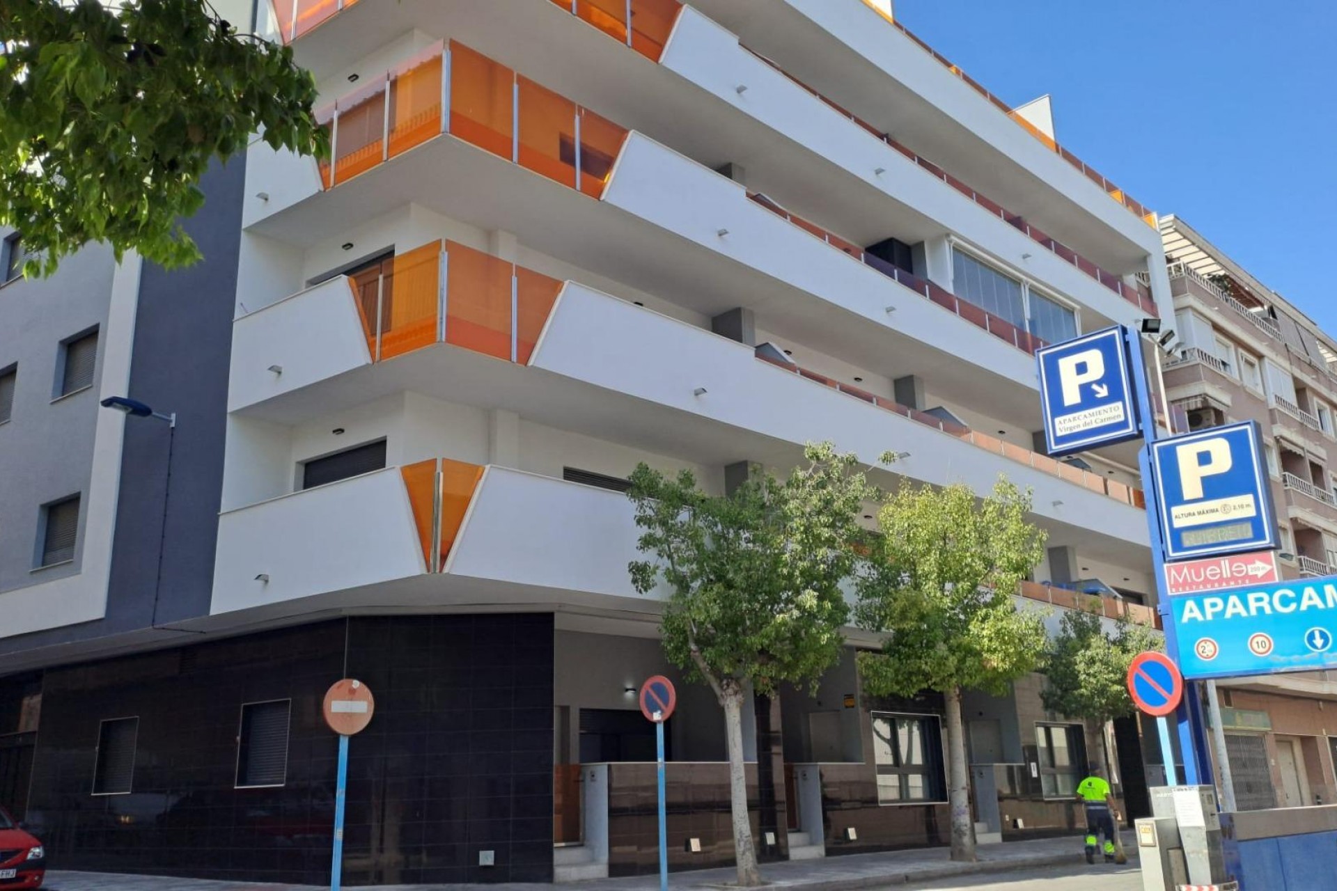 Sale - Garaje -
Torrevieja - Playa del cura