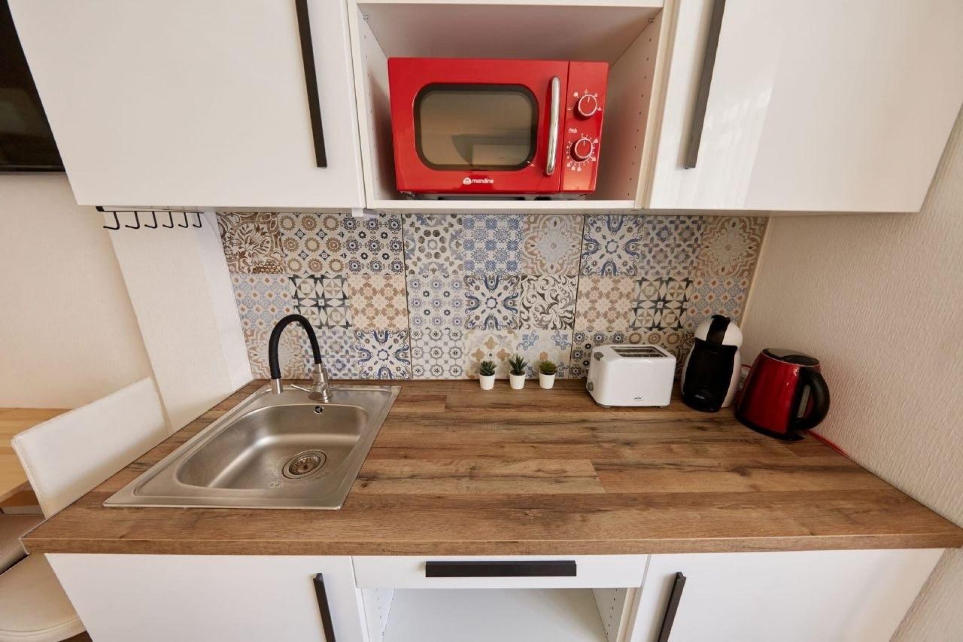 Sale - Hostal -
Alicante - Carolinas bajas