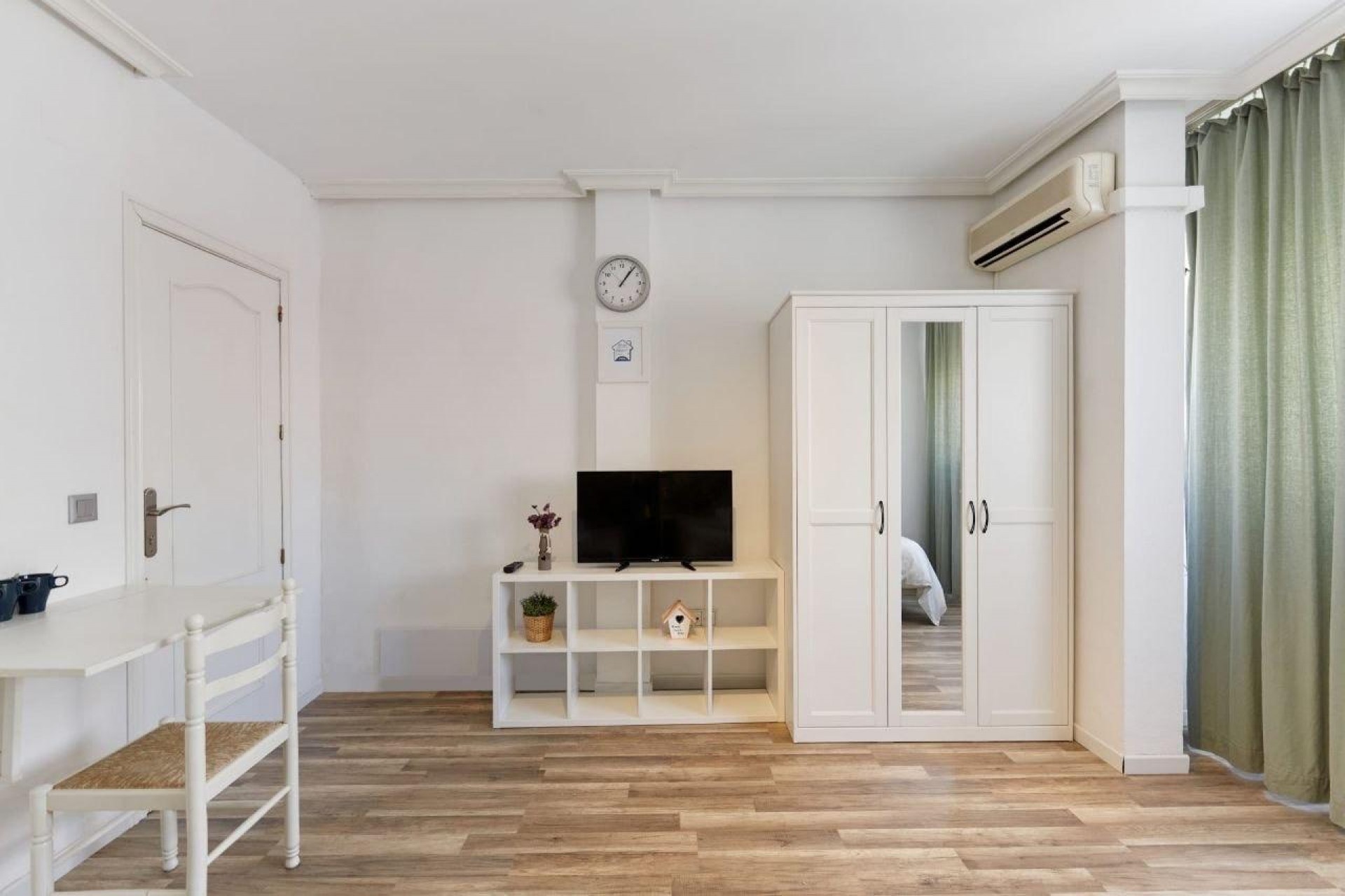 Sale - Hostal -
Alicante - Carolinas bajas