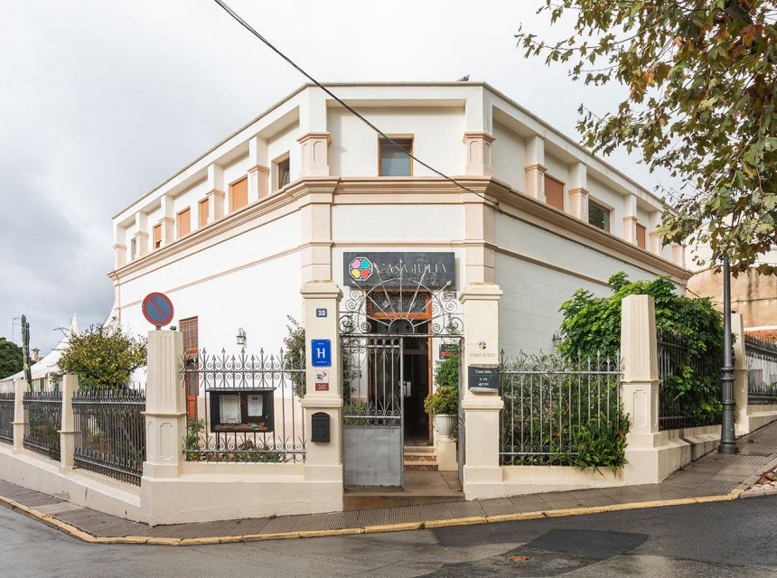 Sale - Hotel -
Parcent - Centro