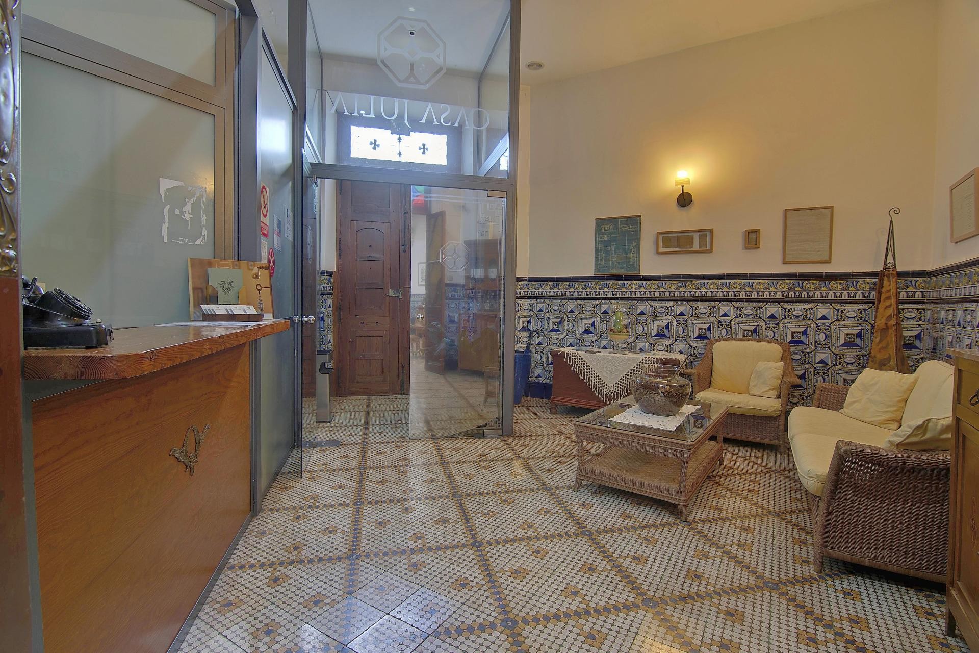 Sale - Hotel -
Parcent - Centro