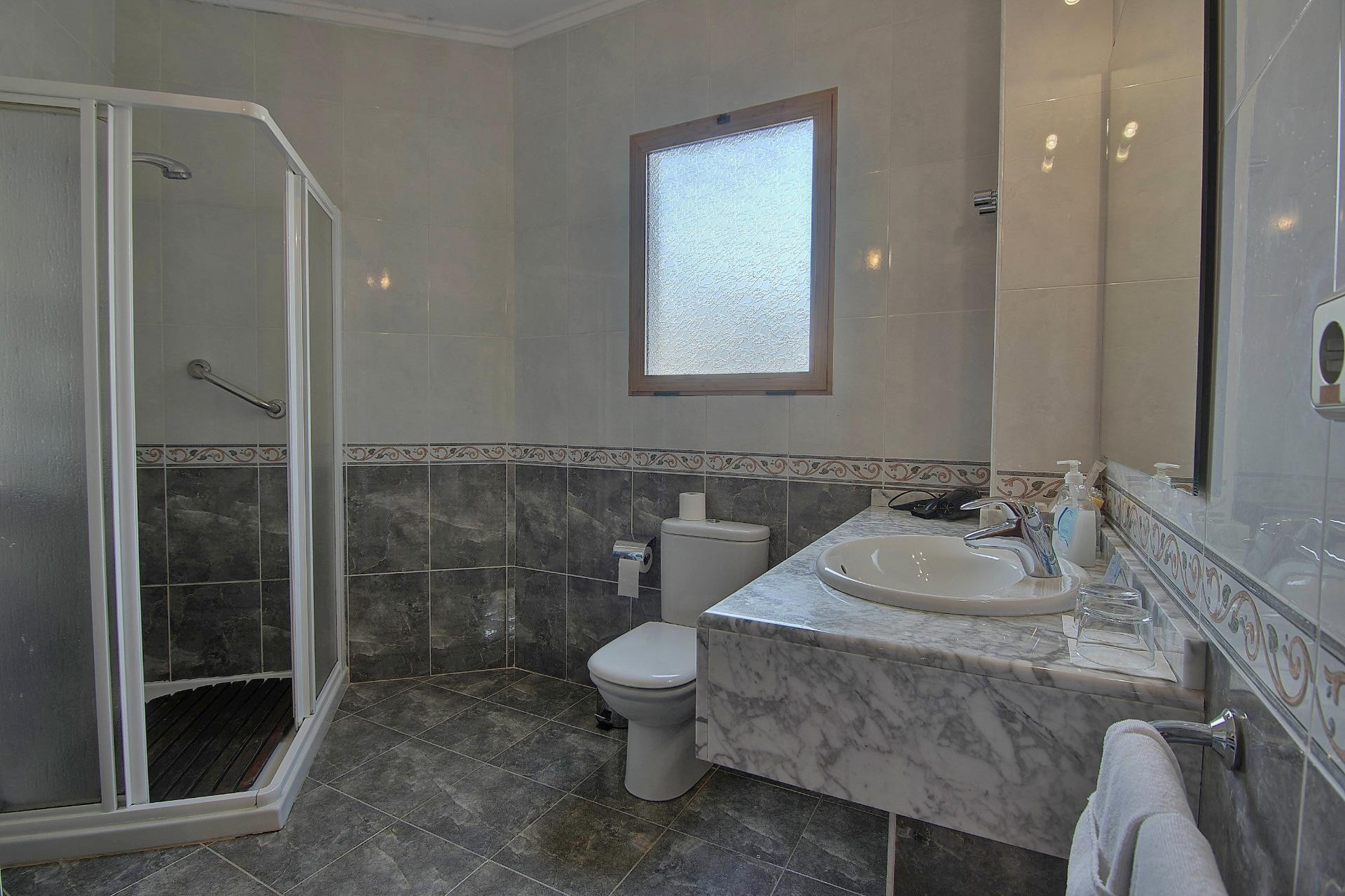 Sale - Hotel -
Parcent - Centro