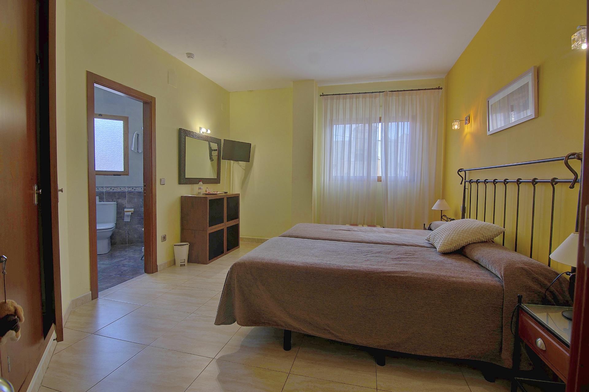Sale - Hotel -
Parcent - Centro