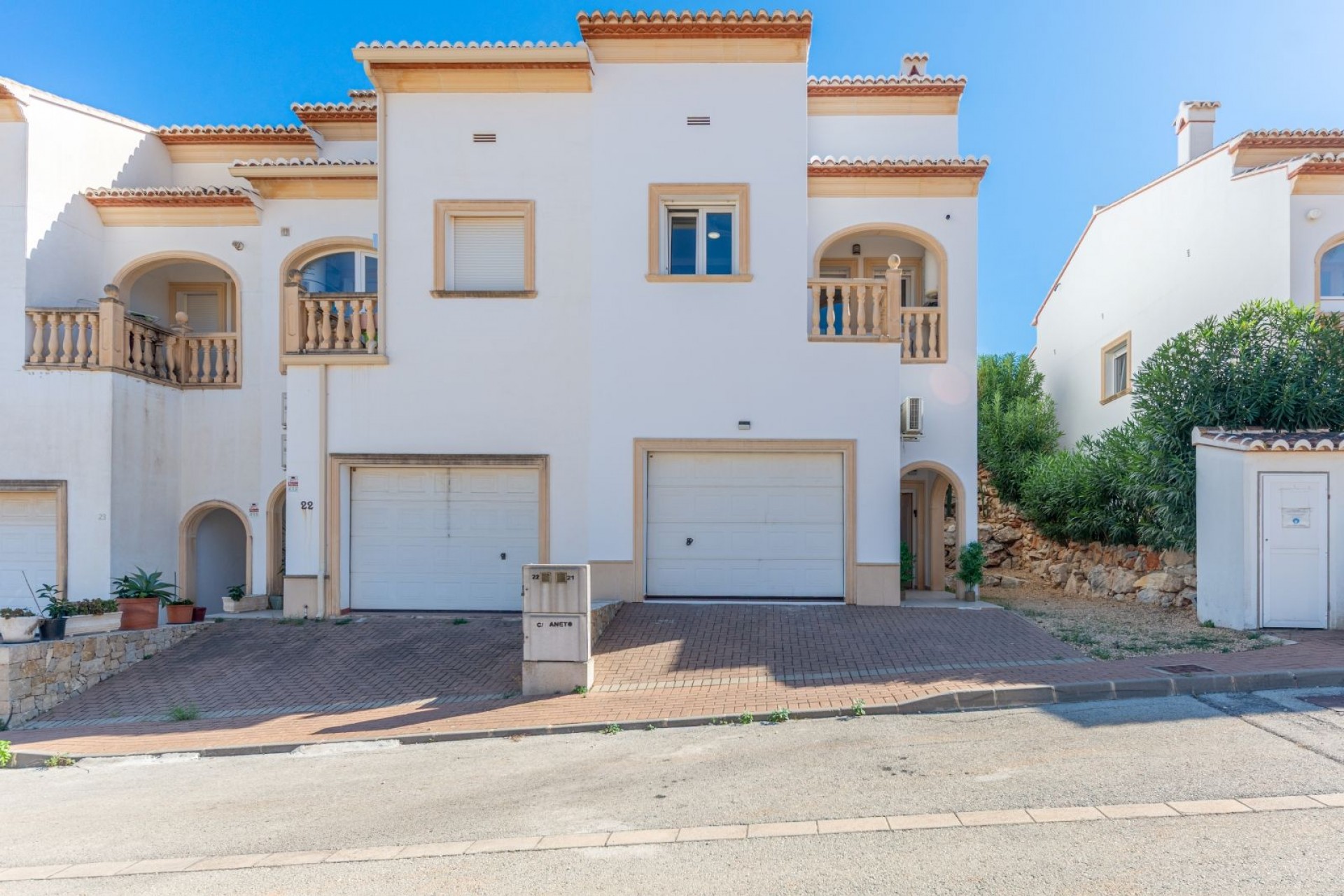 Sale - House -
Benitachell