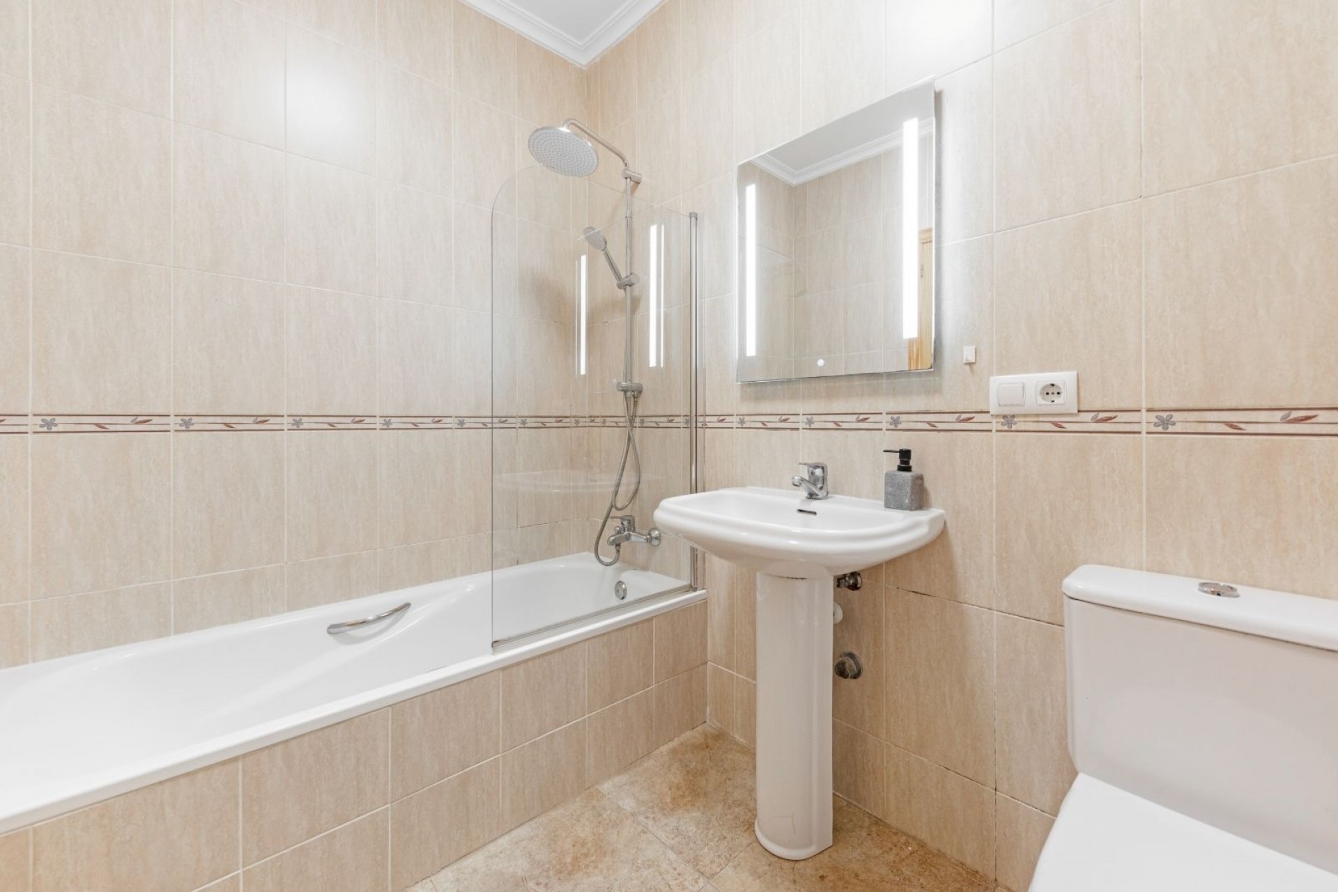 Sale - House -
Benitachell