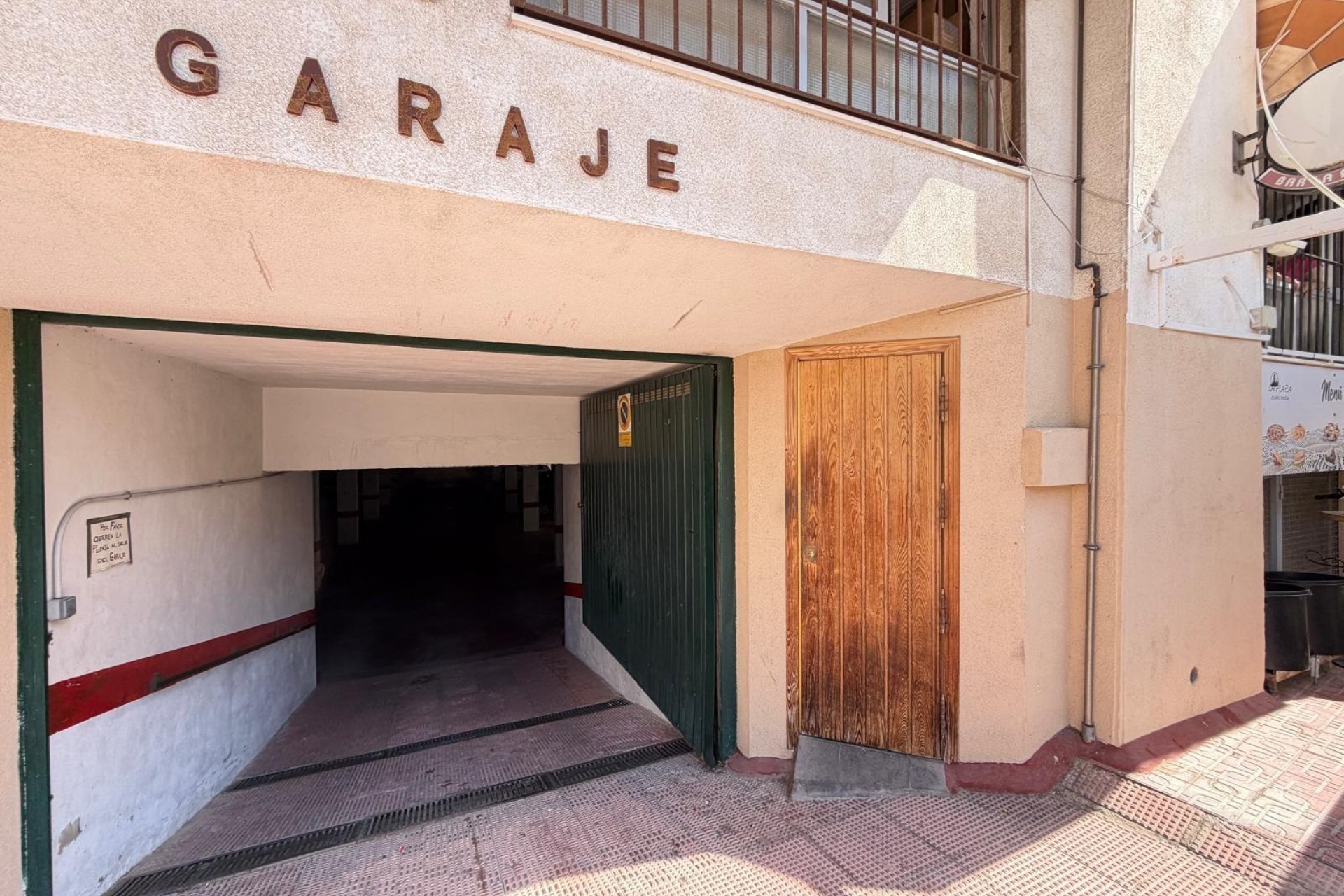 Sale - Local comercial -
Torrevieja - Estacion de autobuses