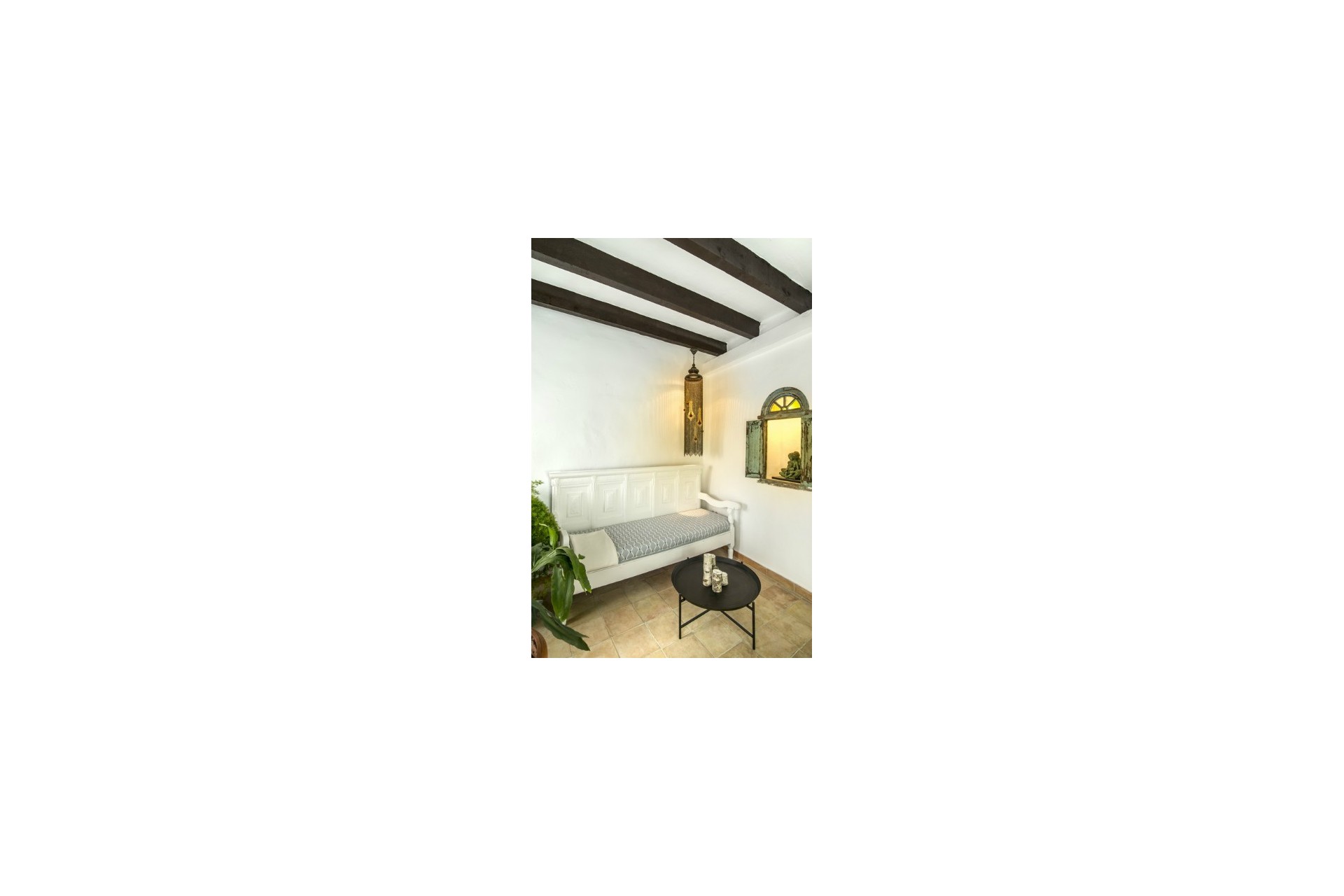 Sale - Local Commercial -
Benissa - Town centre