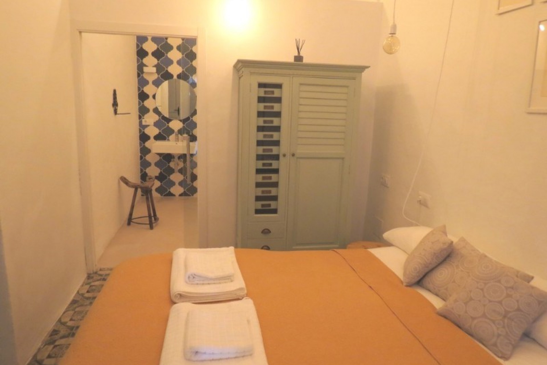 Sale - Local Commercial -
Benissa - Town centre