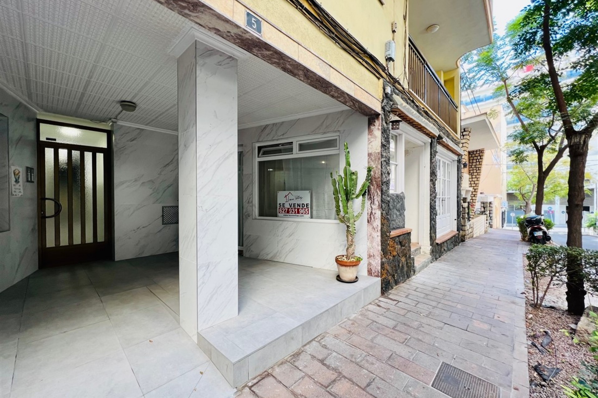 Sale - Local Commercial -
Calpe