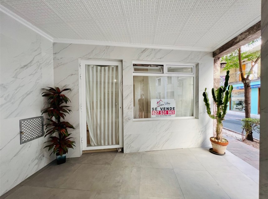 Sale - Local Commercial -
Calpe